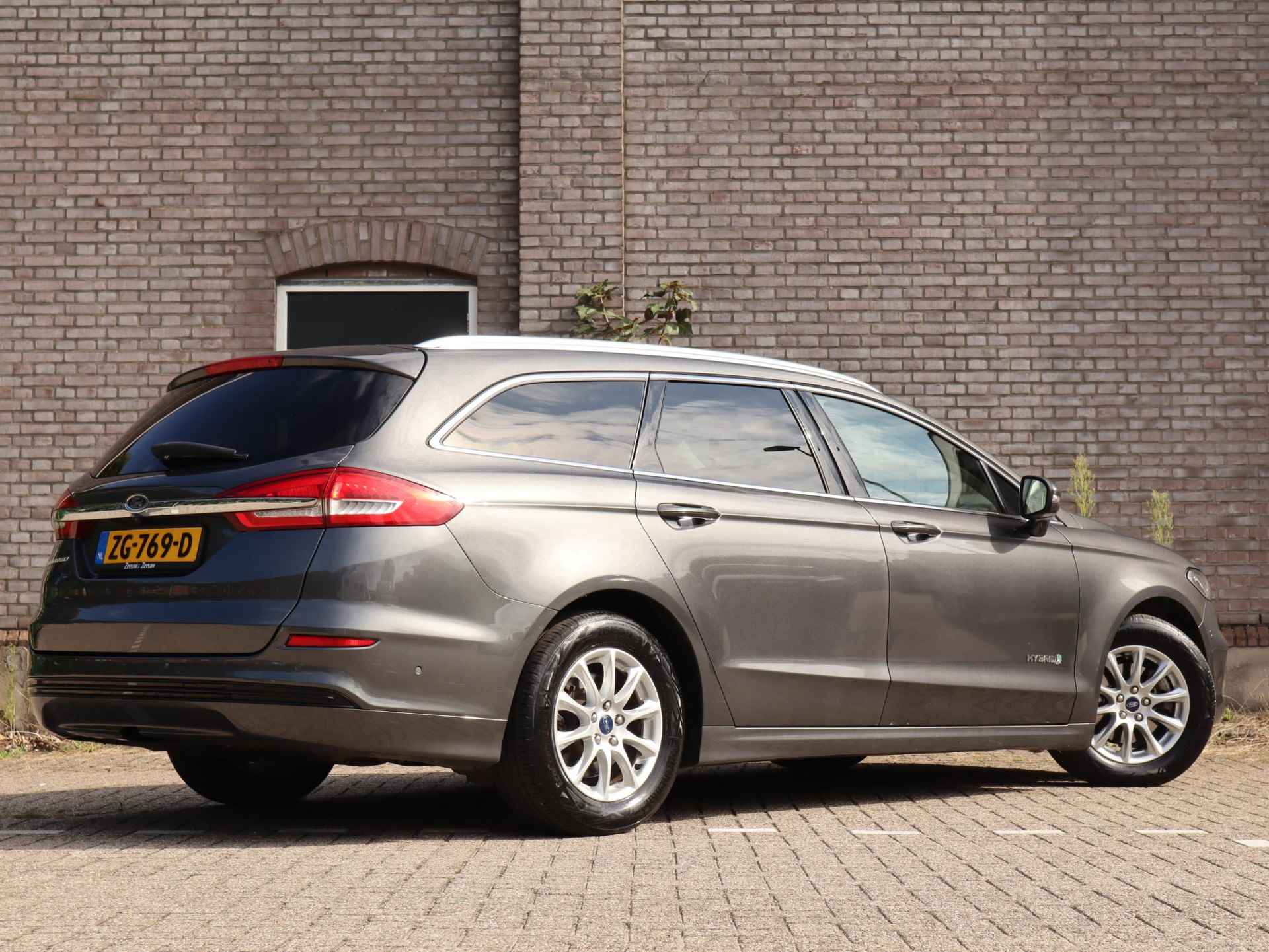 Ford Mondeo Wagon 2.0 IVCT HEV Titanium | Adaptieve Cruise Control | Winterpack | El. Trekhaak | Dodehoek detectie | El. stoelen met geheugenfunctie | El. Achterklep | Climate control | Achteruitrijcamera | SONY Audio | Led koplampen | - 7/54