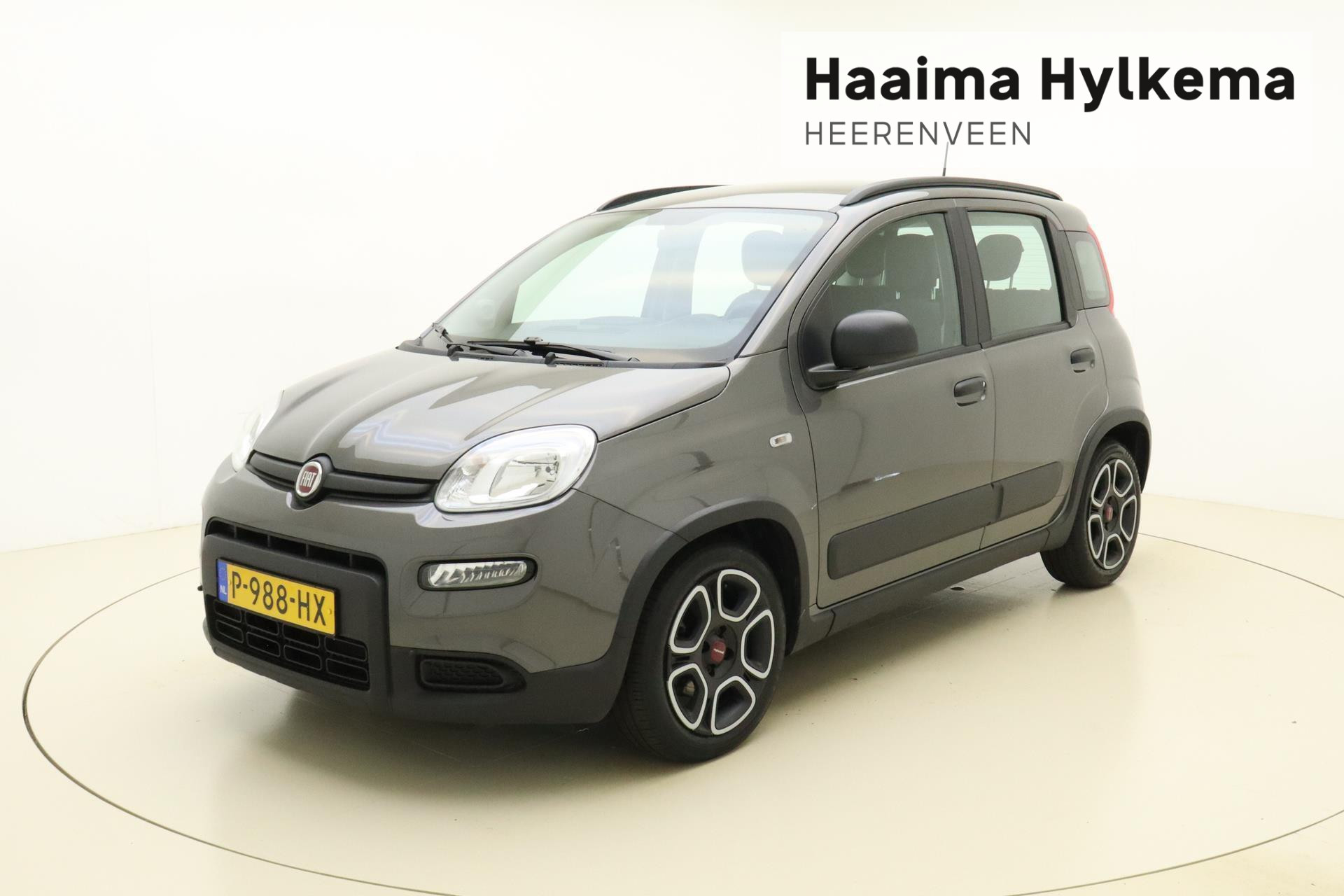 Fiat Panda 1.0 Hybrid City Life | Airco | Dakrails | DAB radio | Hoge instap | 5 zitplaatsen | Metaallak bij viaBOVAG.nl