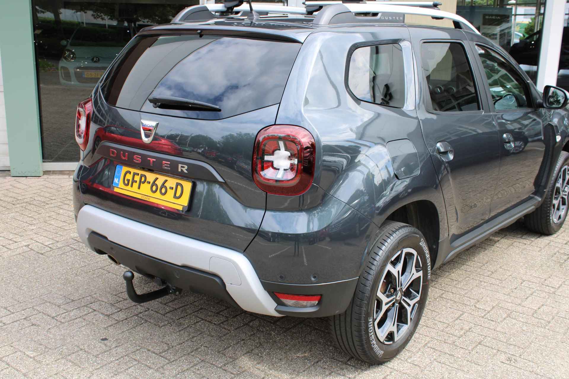 Dacia Duster 1.3 TCe 130 Prestige | Trekhaak afneembaar | Navigatie systeem | Achteruitrij camera - 28/39