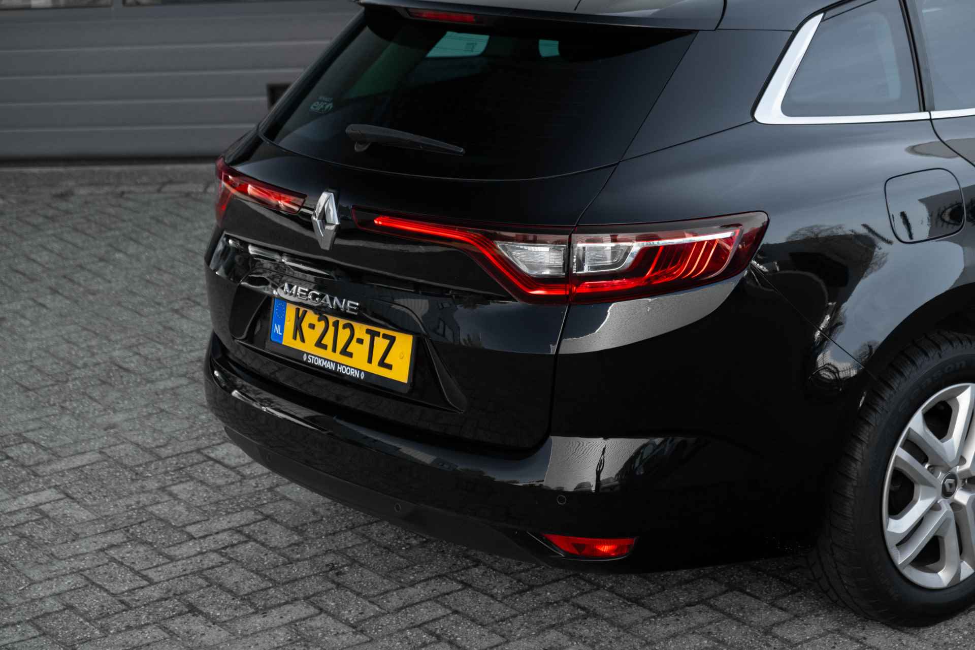 Renault Mégane Estate 1.3 TCe 140 PK Limited | automaat | All Season banden | | incl. Bovag rijklaarpakket met 12 maanden garantie - 19/52