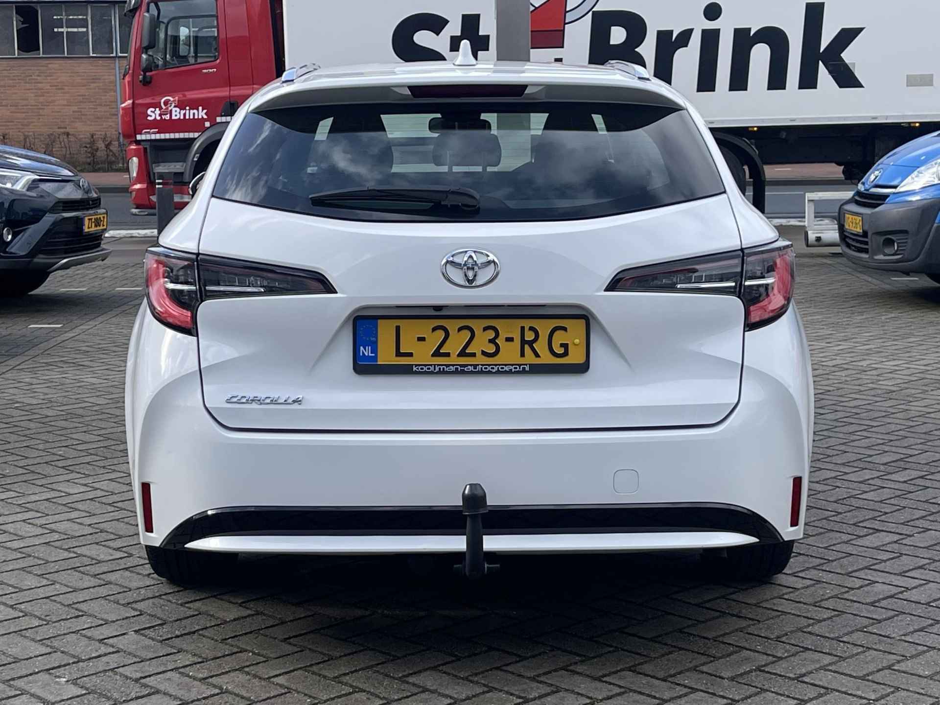 Toyota Corolla Touring Sports 1.2 Turbo Active 1300 KG trekkracht, ideale gezinsauto + caravan - 18/27