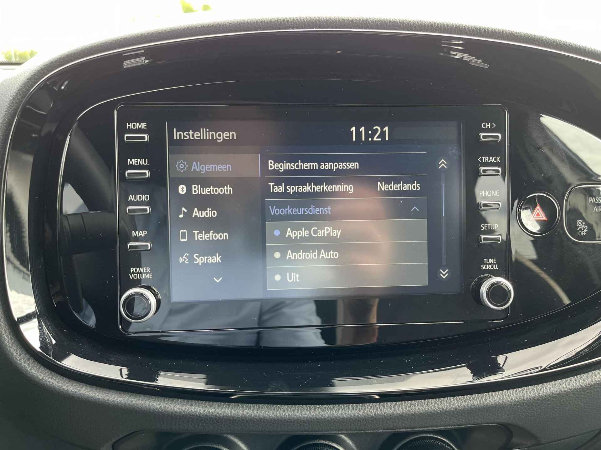 Toyota Aygo X 1.0 VVT-i S-CVT Pulse | Apple CarPlay/Android auto | Airco | Achteruitrijcamera - 16/27