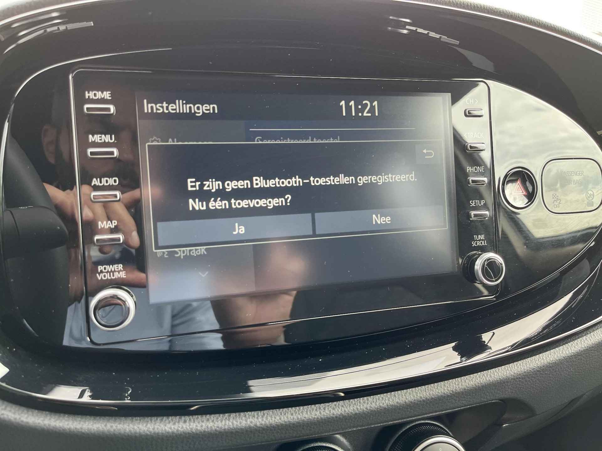 Toyota Aygo X 1.0 VVT-i S-CVT Pulse | Apple CarPlay/Android auto | Airco | Achteruitrijcamera - 17/27