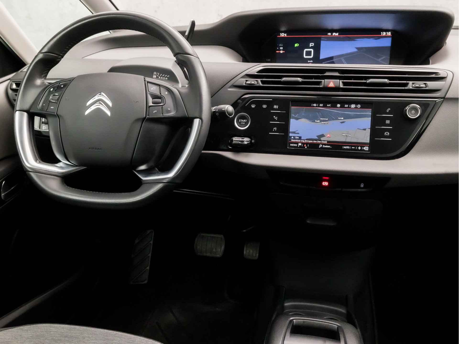 Citroën Grand C4 Spacetourer 1.2 PureTech Sport 7 Persoons Automaat (APPLE CARPLAY, GROOT NAVI, CAMERA, CLIMATE, TREKHAAK, SPORTSTOELEN, NIEUWE APK, PARKEERSENSOREN, TREKHAAK, NIEUWSTAAT) - 7/35