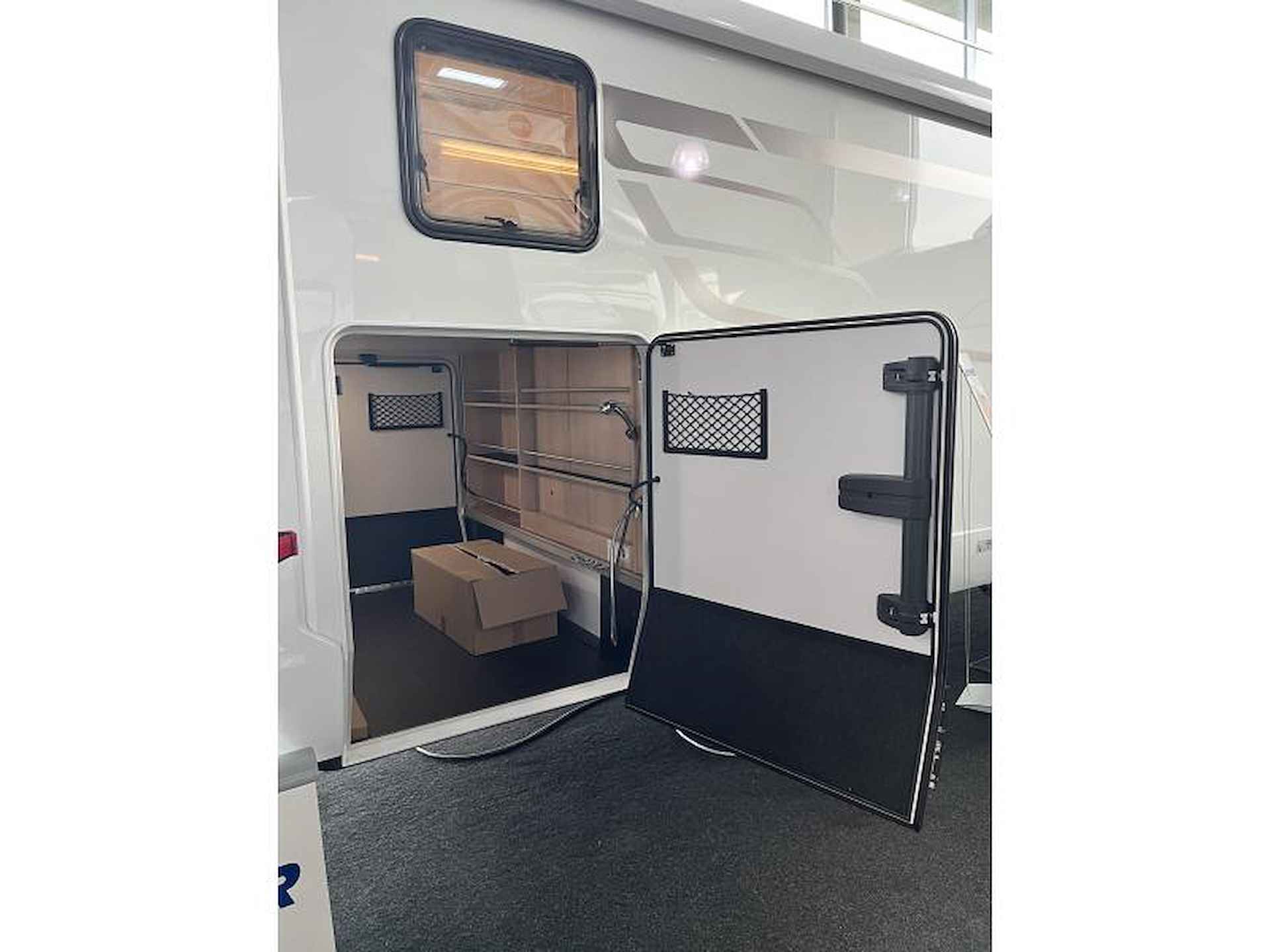 Hymer BMC-I 600 € 8.195,- SUPER SALE - 12/13