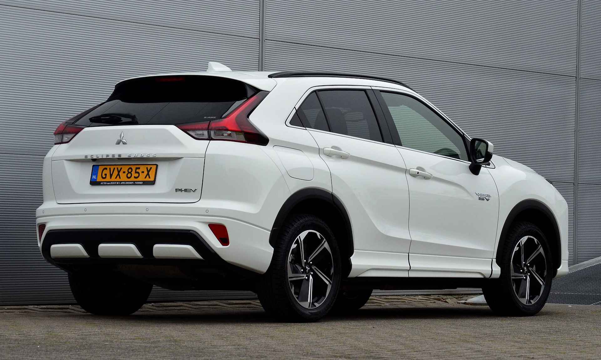 Mitsubishi Eclipse Cross PHEV 2.4 EXECUTIVE 4WD | PLUG IN HYBRID | ALL SEASON BANDEN | ADAPTIEF CRUISE | FABRIEKGARANTIE TOT 21-12-2031* | ALL-IN RIJKLAARPRIJS - 11/50