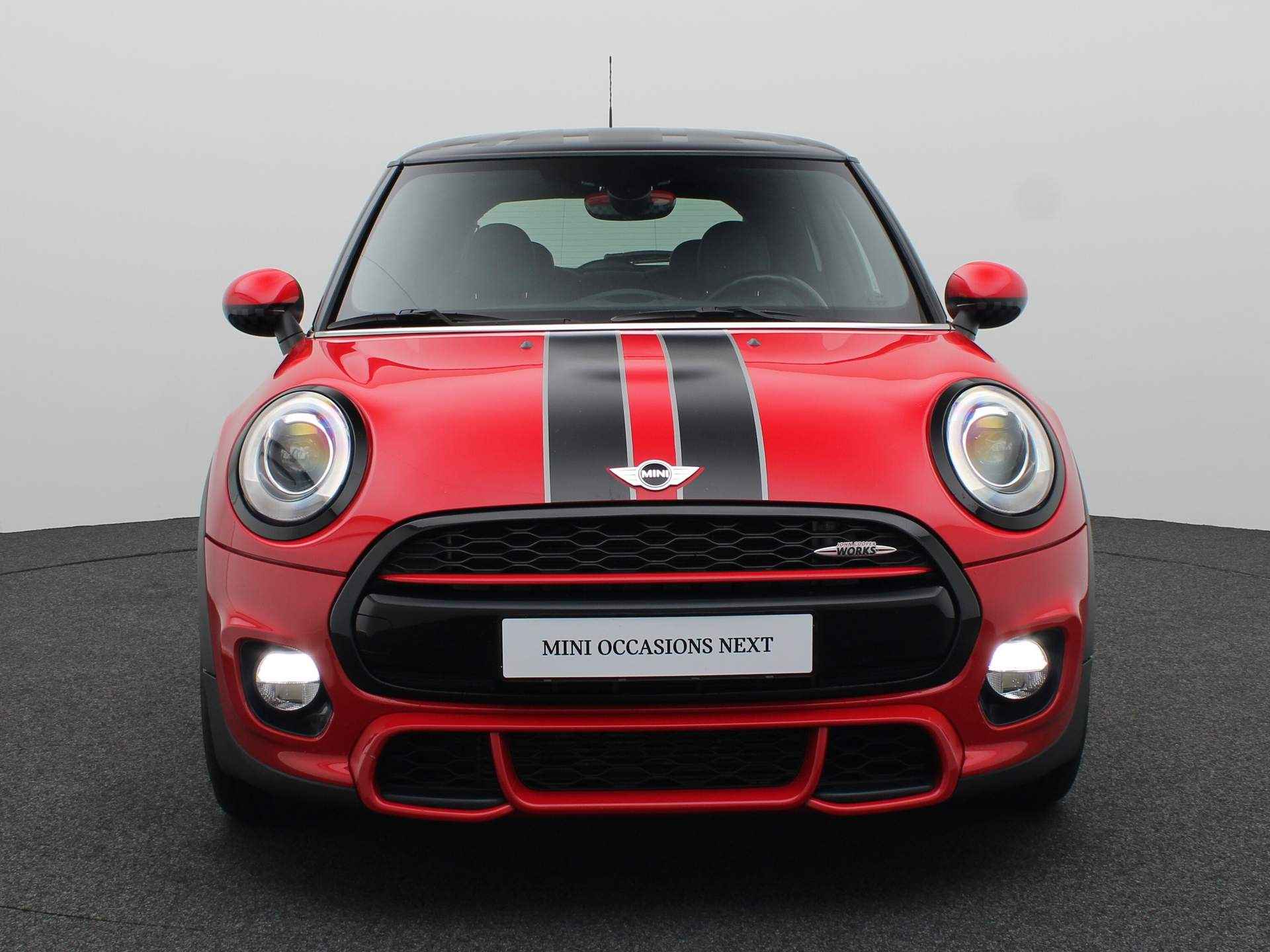 MINI 3-deurs Cooper Chili Serious Business + Comfort Access + Extra Getint Glas Achter + 18'' - 3/20