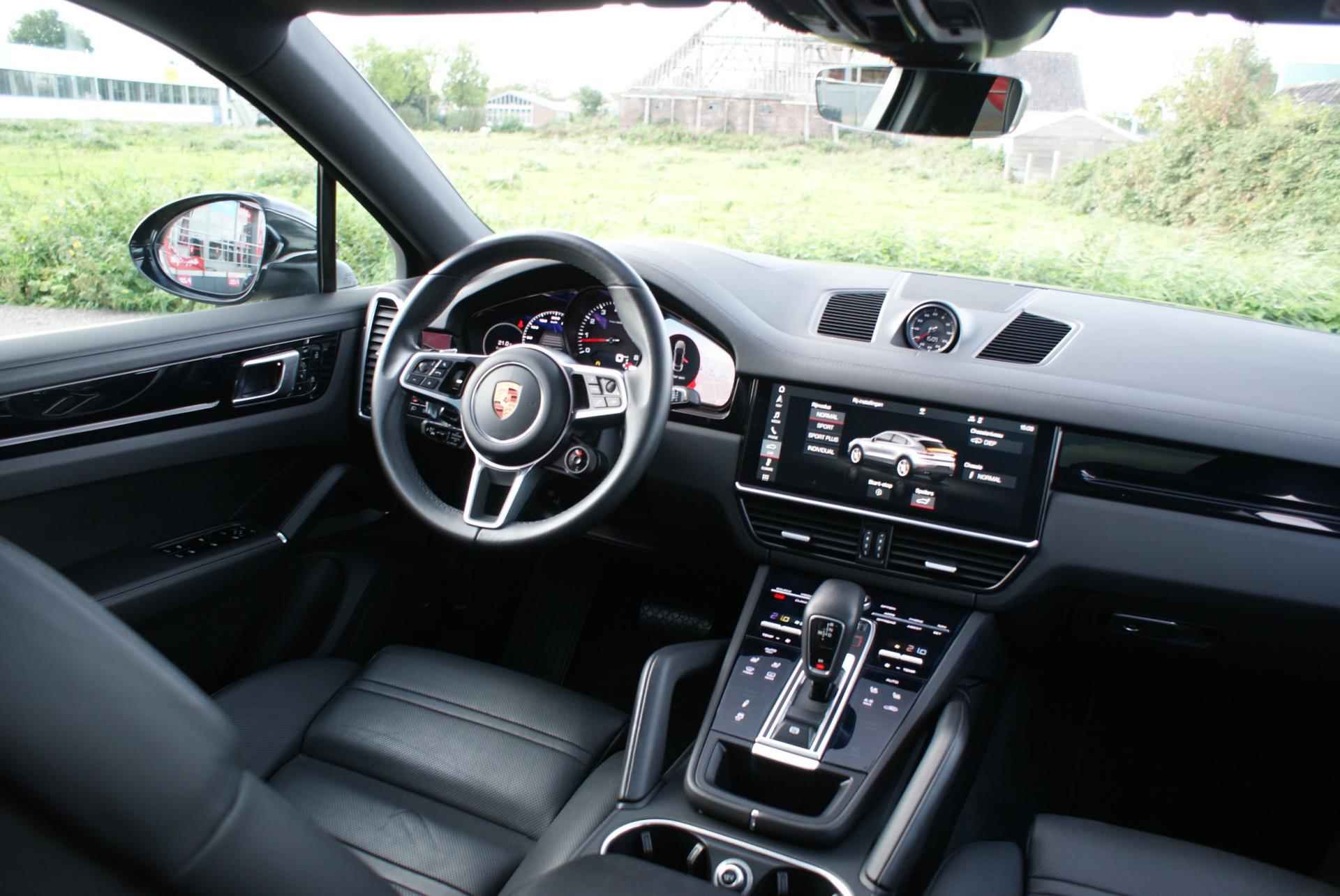 Porsche Cayenne Coupé 3.0 | Prijs Incl BTW | 360 Camera | Adaptief Cruise | Head Up | Bose | Pano | - 24/39