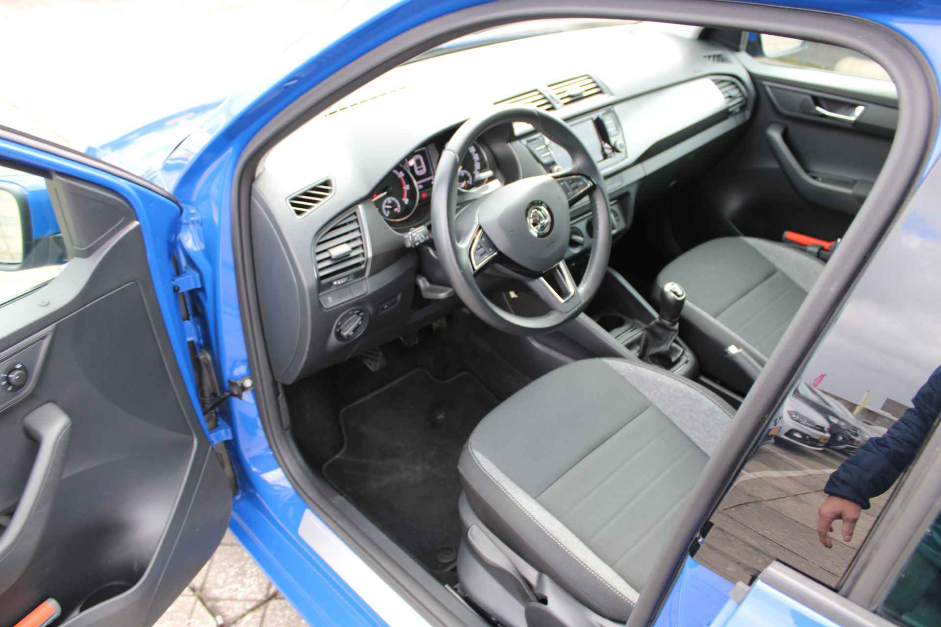 Škoda Fabia Combi 1.0 TSI Business Edition Parkeersensoren / Cruise control / Airco / Bluetooth / Apple Carplay - 14/38