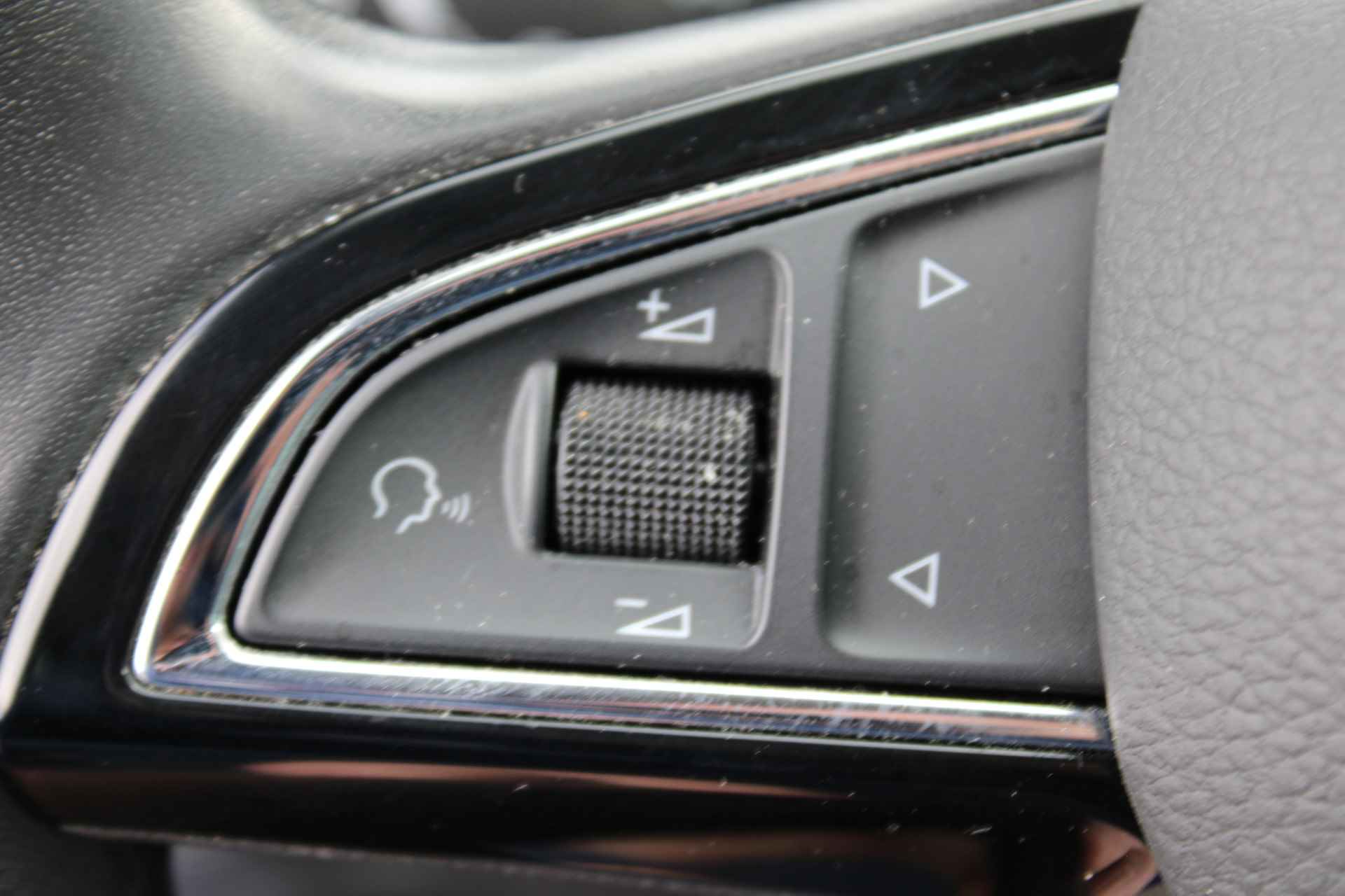Škoda Fabia Combi 1.0 TSI Business Edition Parkeersensoren / Cruise control / Airco / Bluetooth / Apple Carplay - 23/38