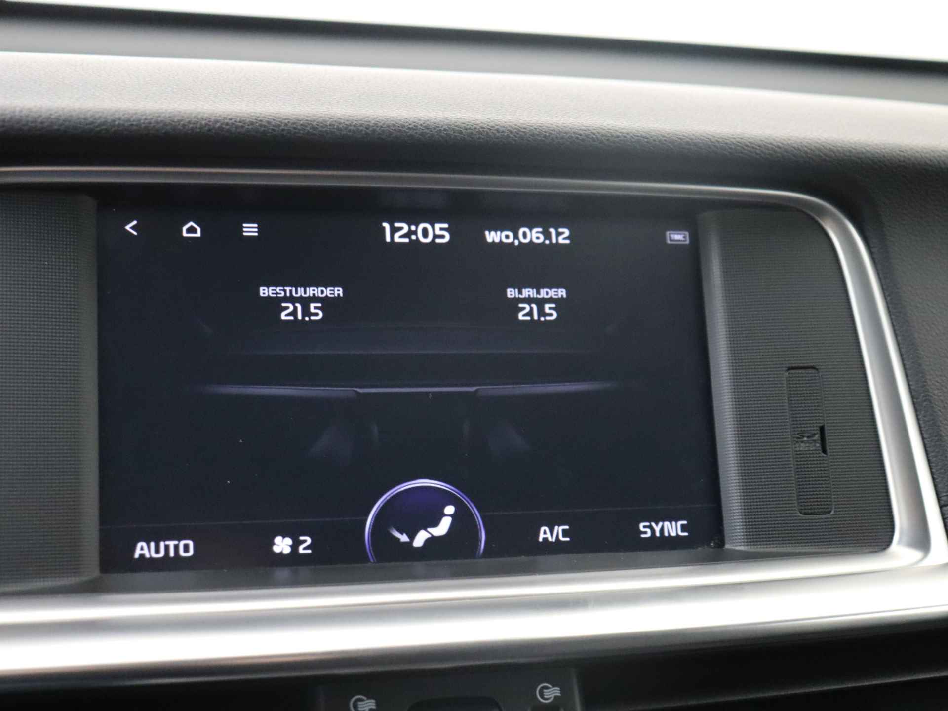 Kia Optima Sportswagon 2.0 GDI PHEV DynamicPlusLine Automaat | Leder | Navigatie | Stoel en Stuur verwarming - 20/40