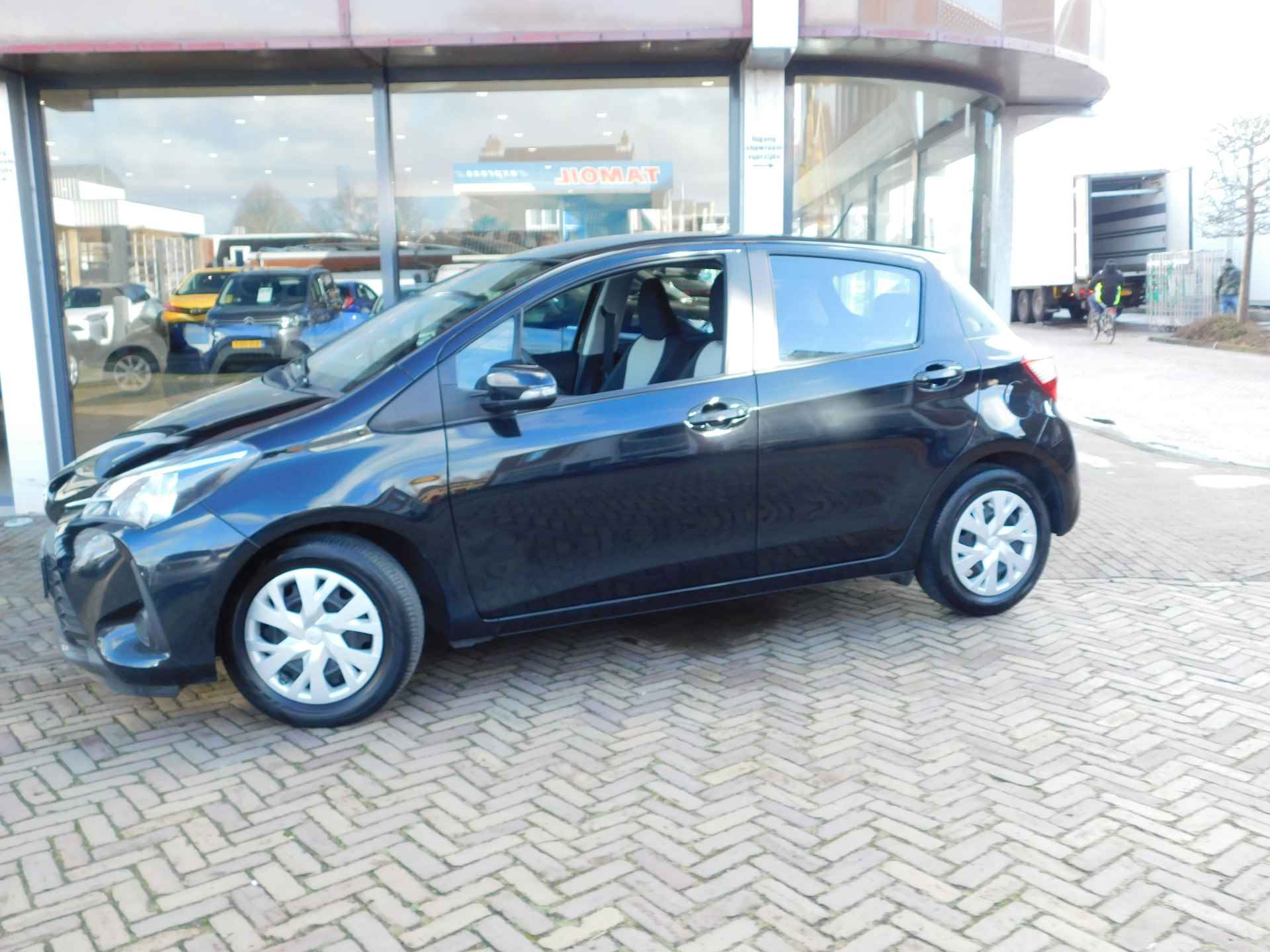 Toyota Yaris 1.0 VVT-i Comfort | Lage KM Stand!!| - 7/48