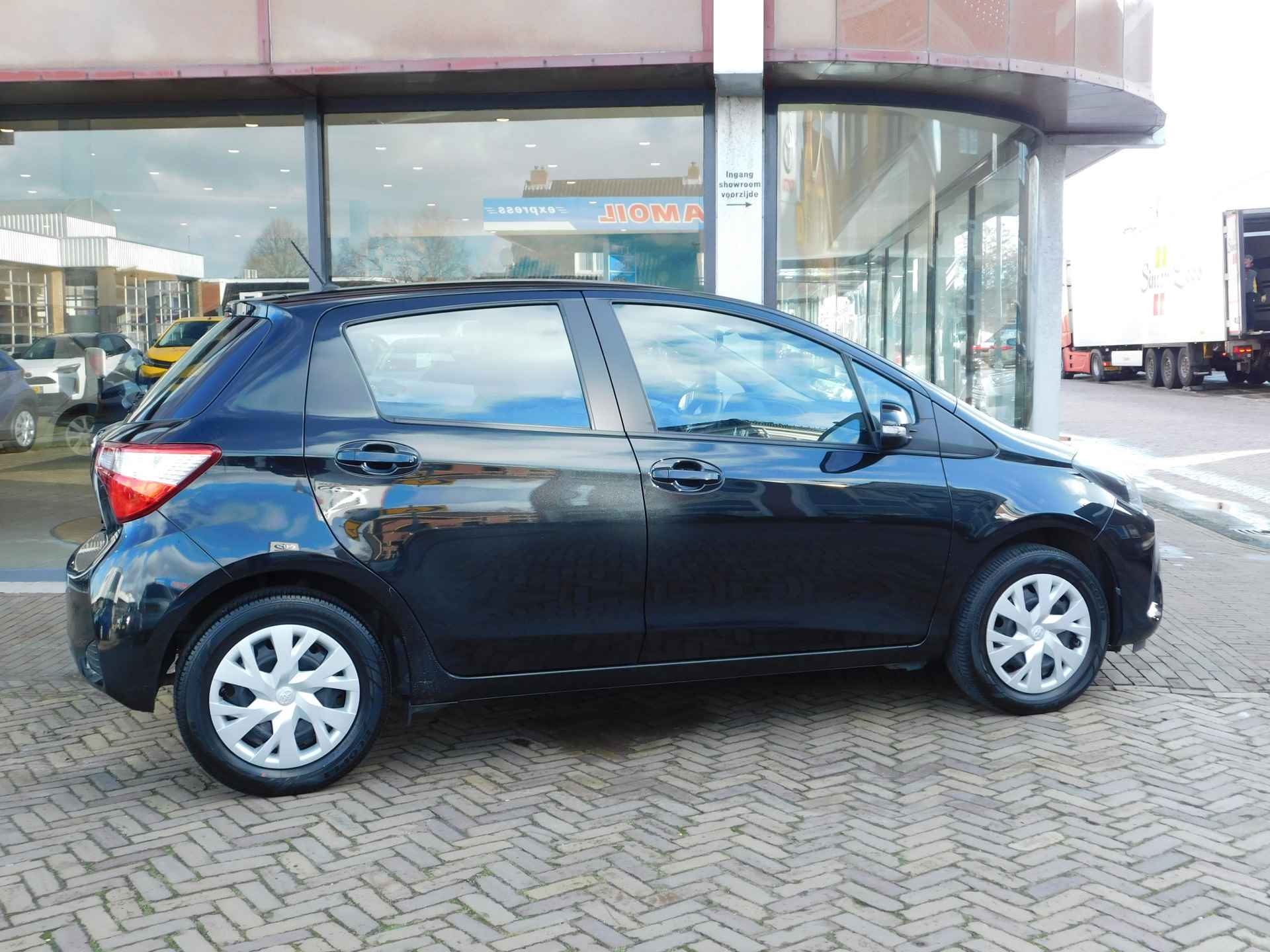 Toyota Yaris 1.0 VVT-i Comfort | Lage KM Stand!!| - 35/48