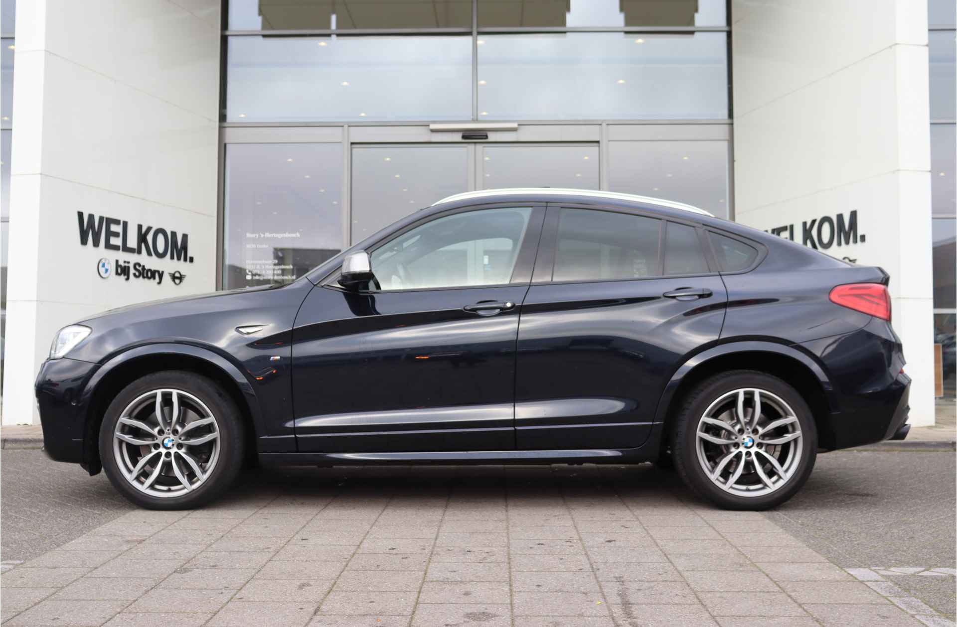 BMW X4 M40i High Executive Automaat / Schuif-kanteldak / Sportstoelen / Achteruitrijcamera / Adaptieve LED / Comfort Access / Head-Up / Park Assistant / Adaptive onderstel - 6/26