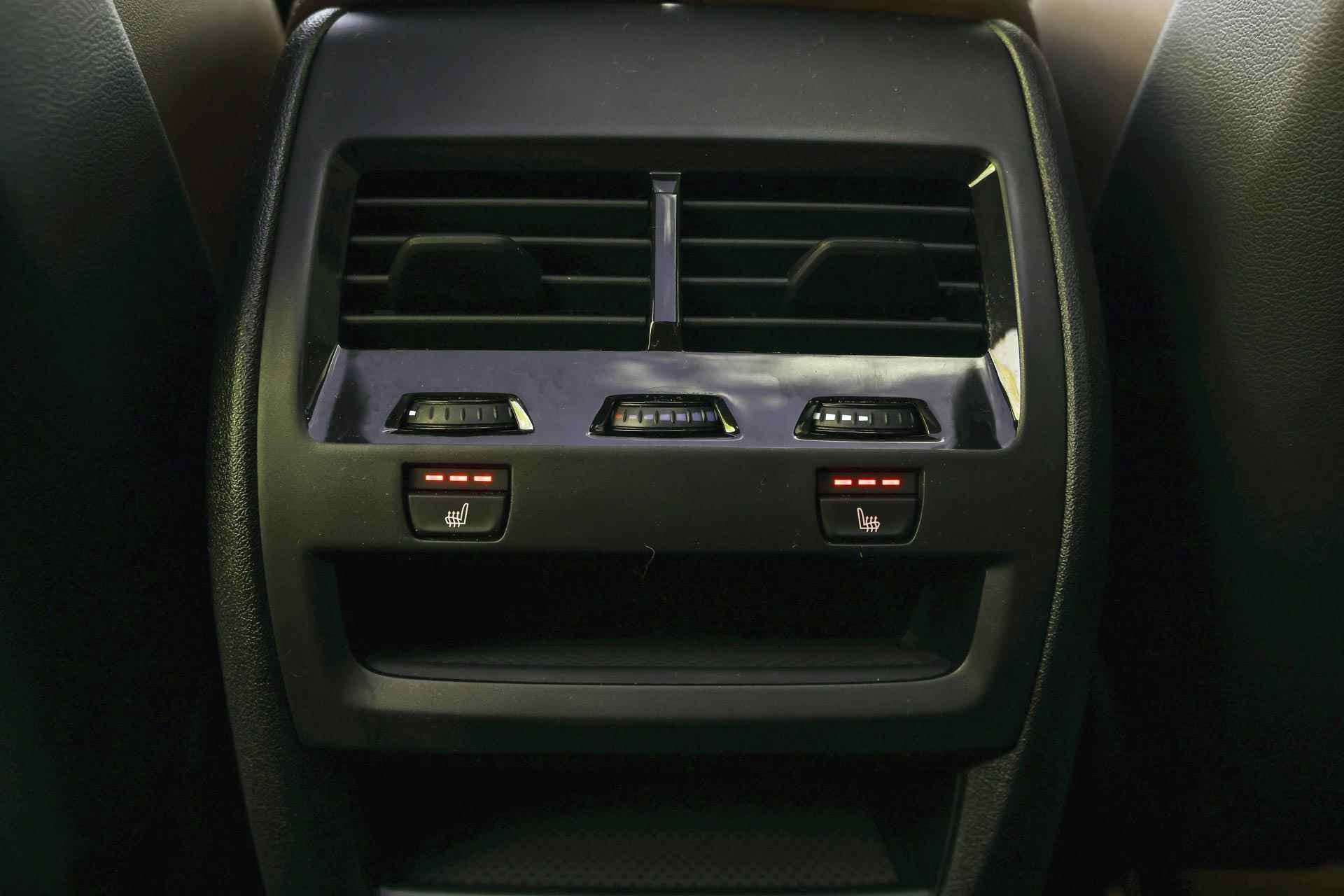 BMW X5 xDrive50e High Executive M Sport Automaat / Panoramadak / Adaptieve LED / Harman Kardon / Soft close / Live Cockpit Professional / Parking Assistant Professional / Gesture Control - 14/45