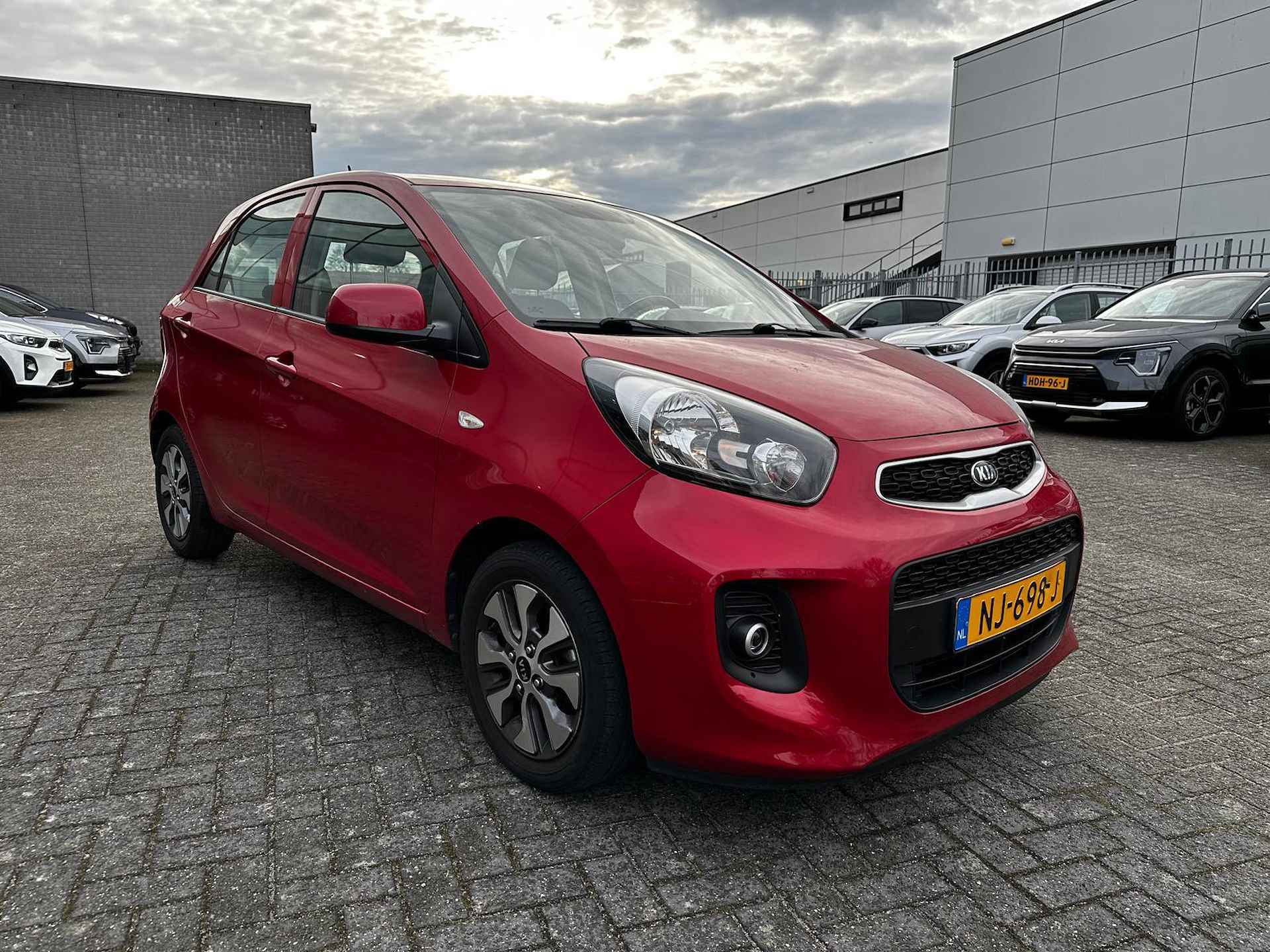 Kia Picanto 1.0 CVVT EconomyPlusLine AIRCO | NAVIGATIE | LM VELGEN | SLECHTS 21863 KM !! - 4/12