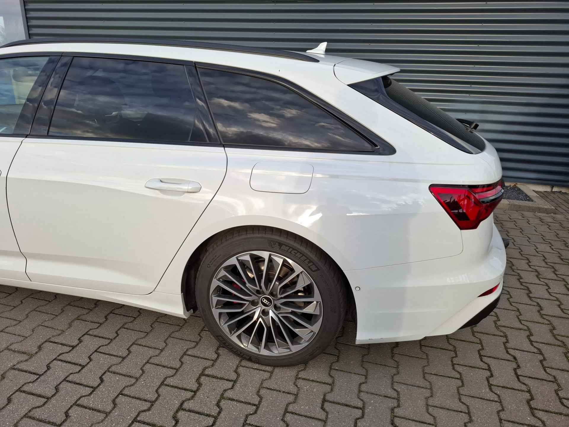 Audi A6 Avant 55 TFSI e Quattro Competition Plug in Hybrid 367pk PHEV | Adaptive Cruise | Trekhaak af Fabriek | Sportstoelen Verwarmd | Navigatie Plus | Apple Carplay | - 13/22