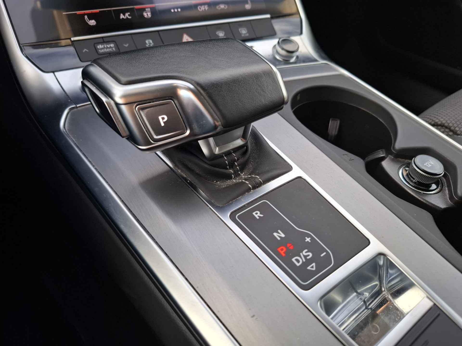 Audi A6 Avant 55 TFSI e Quattro Competition Plug in Hybrid 367pk PHEV | Adaptive Cruise | Trekhaak af Fabriek | Sportstoelen Verwarmd | Navigatie Plus | Apple Carplay | - 15/22