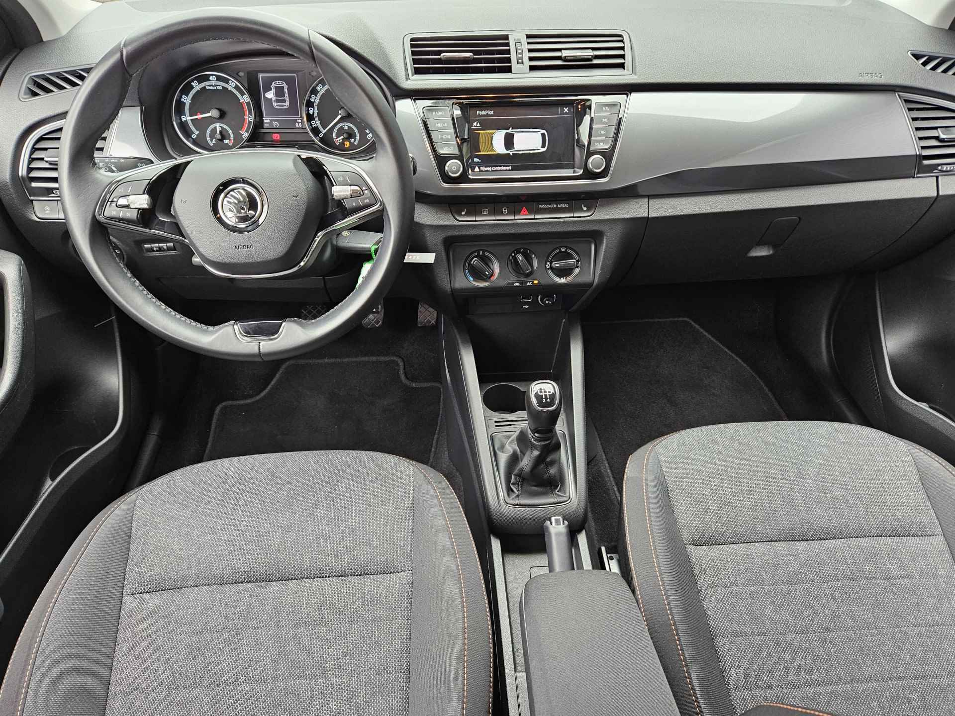 Škoda Fabia Combi 1.0 TSI Business Edition Compact en toch veel Ruimte | Navigatie | Camera | Parkeersensoren voor en achter | Wat een leuke en Complete Stationwagon !! - 9/38