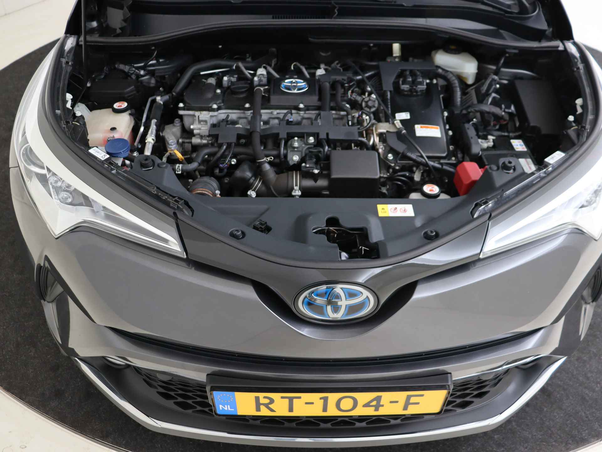 Toyota C-HR 1.8 Hybrid Dynamic I Navigatie I Climate Control I Cruise Control I Camera I LM Velgen I USB I Stoelverwarming Voor I Keyless Entry/Start I LOUWMAN Onderhouden I - 40/47