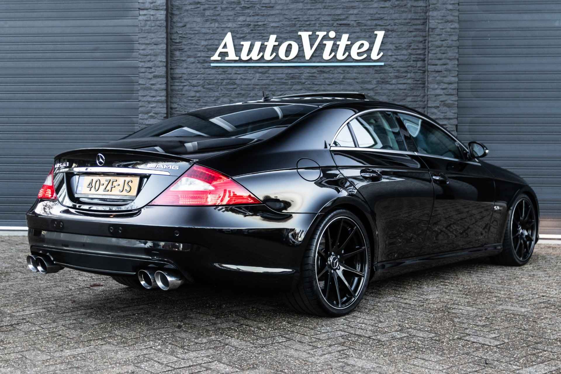 Mercedes-Benz CLS-Klasse AMG 63 | 514PK | Origineel NL | NAP | Youngtimer | Schuifdak | Stoelclima | Harman Kardon | Alcantara hemel | Airmatic | Full Op - 19/47