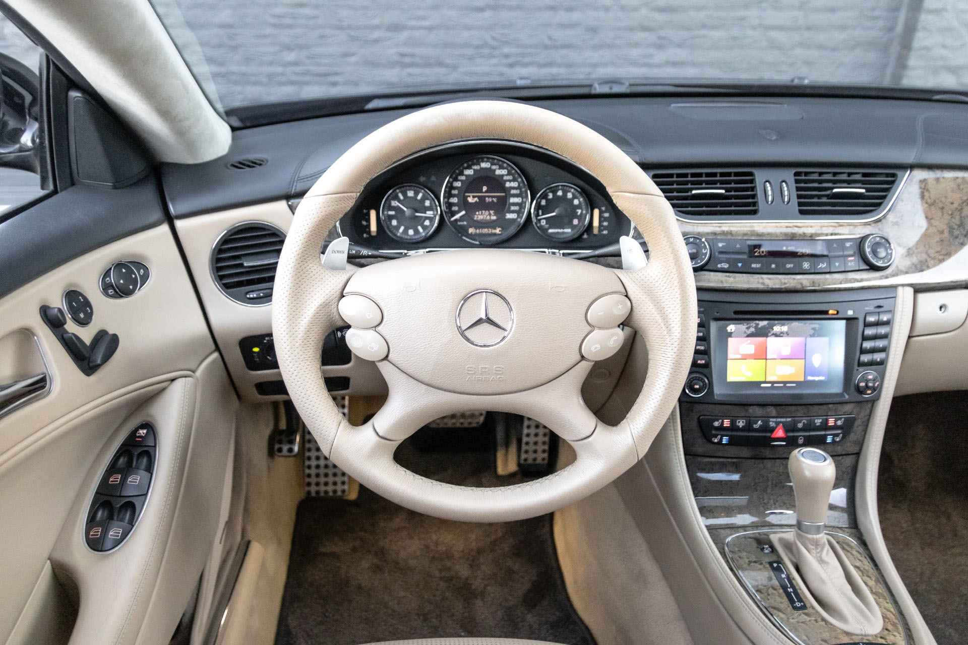 Mercedes-Benz CLS-Klasse AMG 63 | 514PK | Origineel NL | NAP | Youngtimer | Schuifdak | Stoelclima | Harman Kardon | Alcantara hemel | Airmatic | Full Op - 29/47