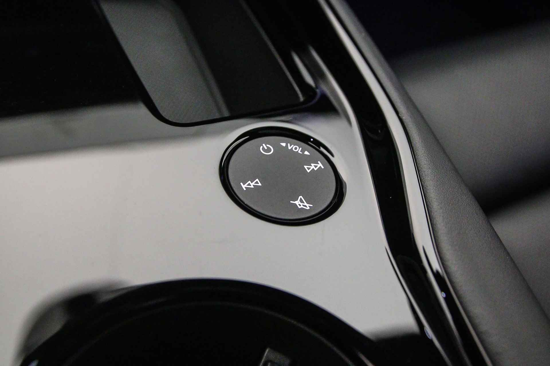 Audi e-tron GT 476pk | B&O | Head Up | 21 inch | Matrix-Laser | Stoelventilatie/Massage | Sportstoel Pro | Carbid Remmen |  360cam | - 24/57