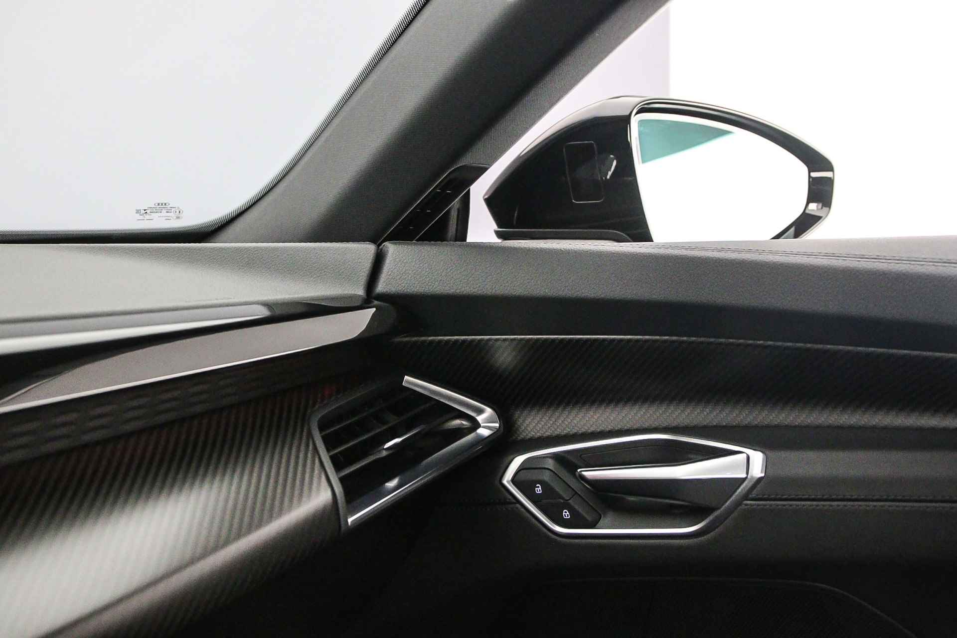 Audi e-tron GT 476pk | B&O | Head Up | 21 inch | Matrix-Laser | Stoelventilatie/Massage | Sportstoel Pro | Carbid Remmen |  360cam | - 43/57