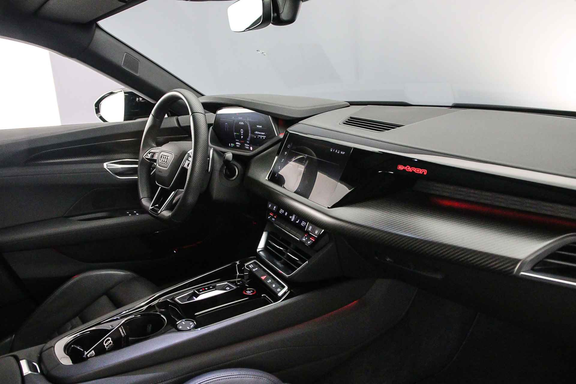 Audi e-tron GT 476pk | B&O | Head Up | 21 inch | Matrix-Laser | Stoelventilatie/Massage | Sportstoel Pro | Carbid Remmen |  360cam | - 56/57