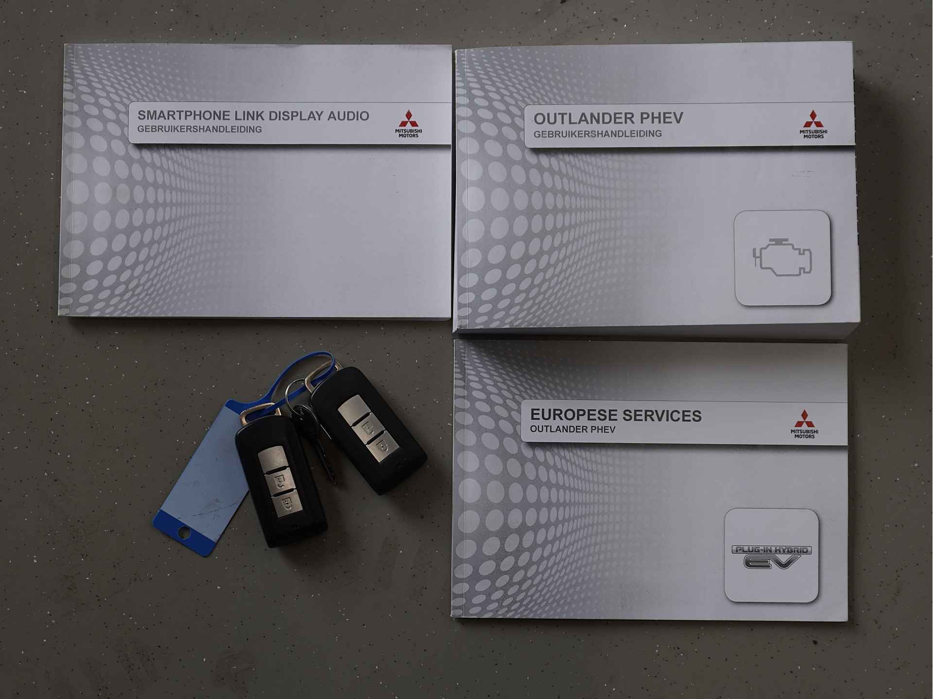 Mitsubishi Outlander 2.4 PHEV Intense S | Sport Pack | Trekhaak | Standkachel | Rijklaarprijs - 36/38