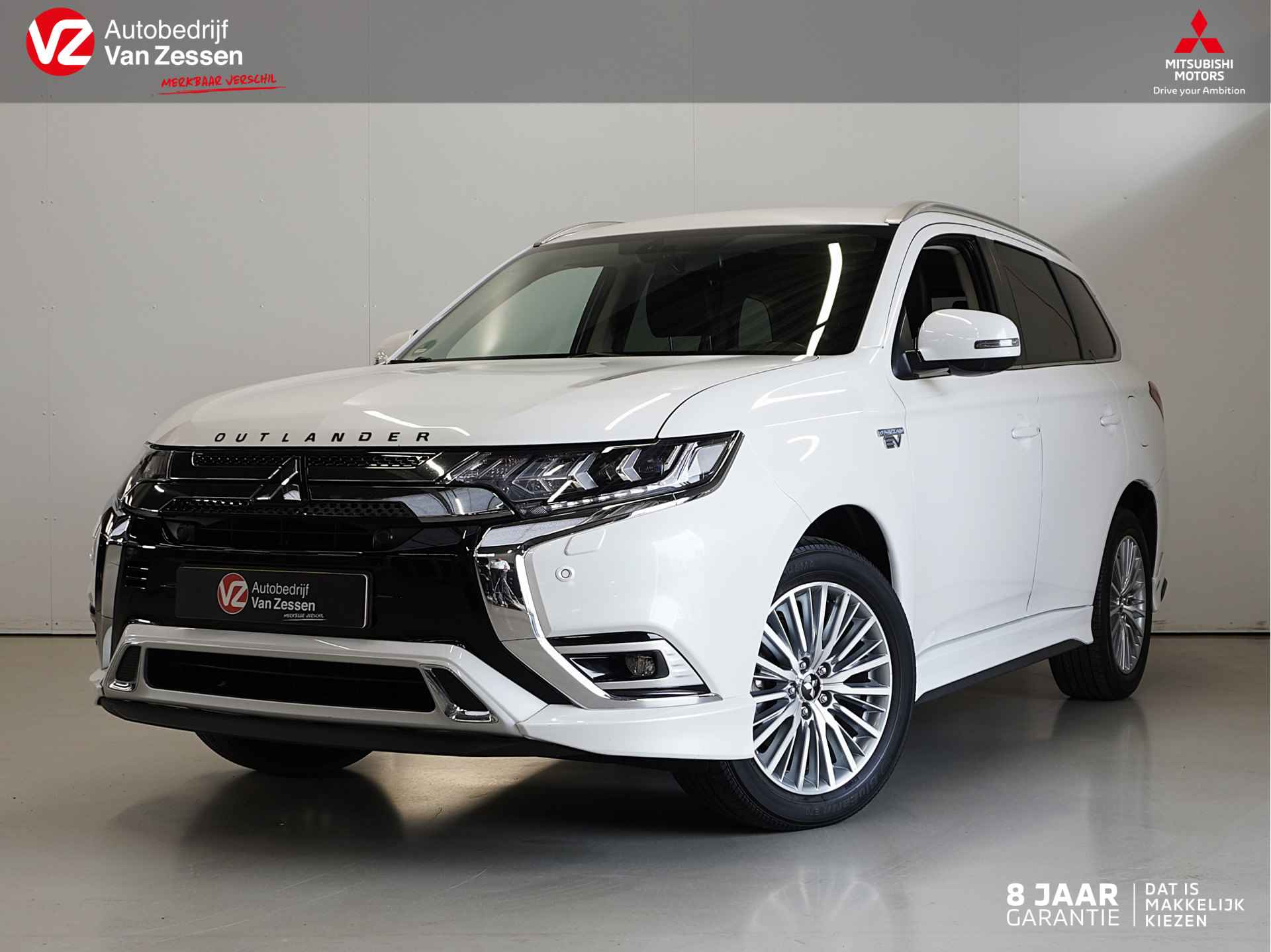 Mitsubishi Outlander 2.4 PHEV Intense S | Sport Pack | Trekhaak | Standkachel | Rijklaarprijs - 1/38