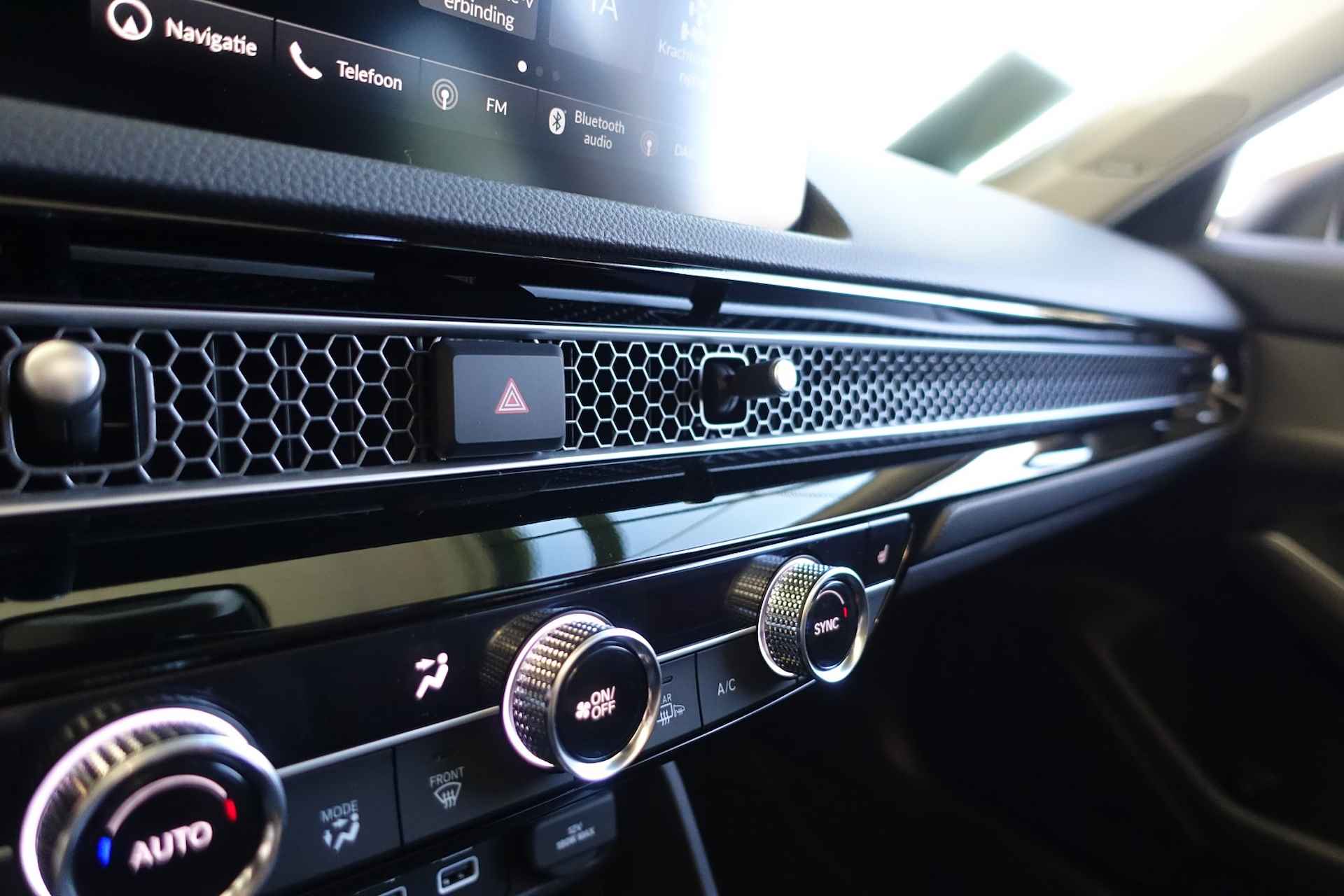 Honda Civic 2.0 e:HEV Advance Bose Audio Panorama Nieuw Inclusief illumination pack - 19/31