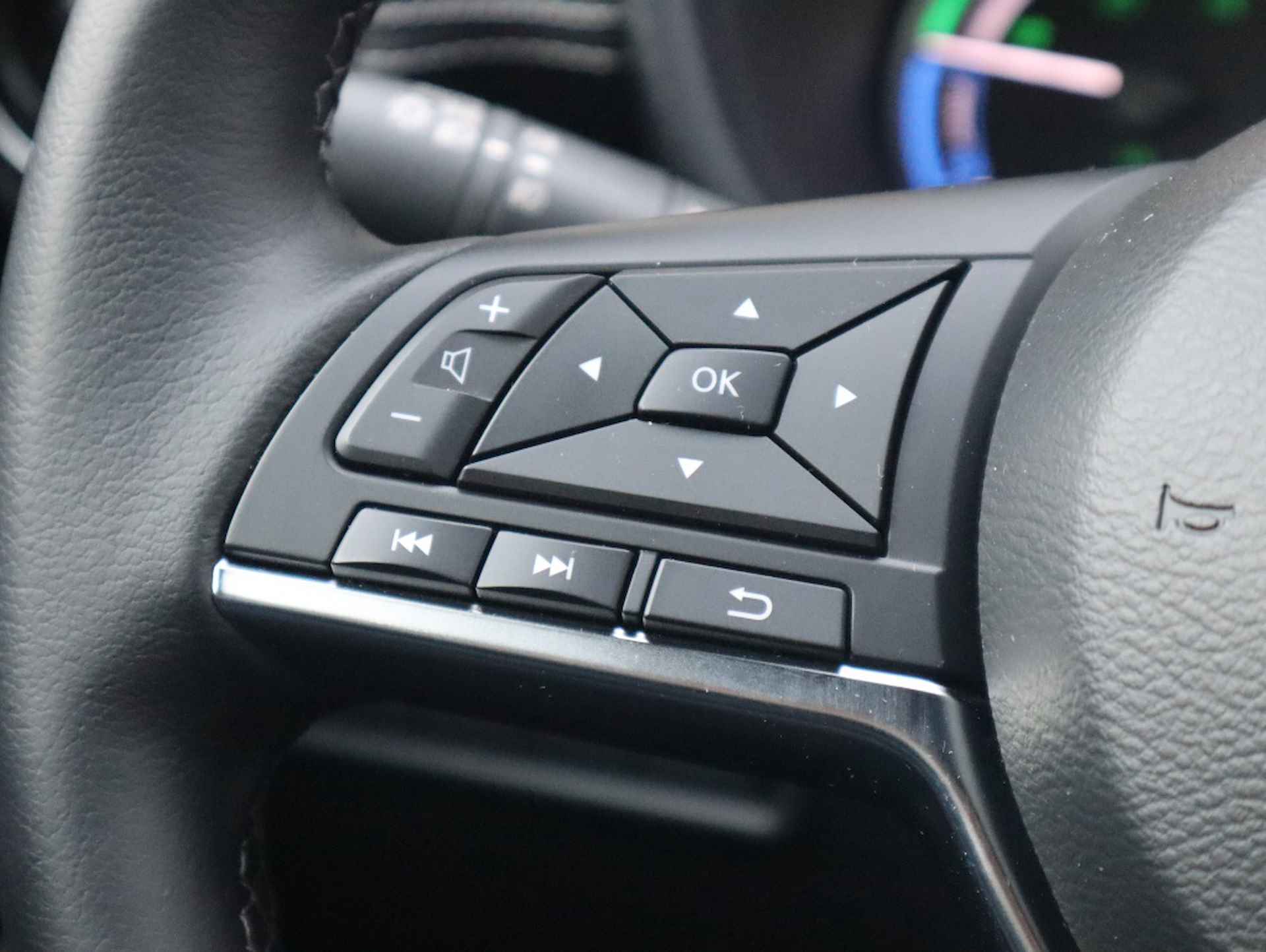 Nissan Juke 1.6 Hybrid N-Design / Automaat / Navigatie - 16/26