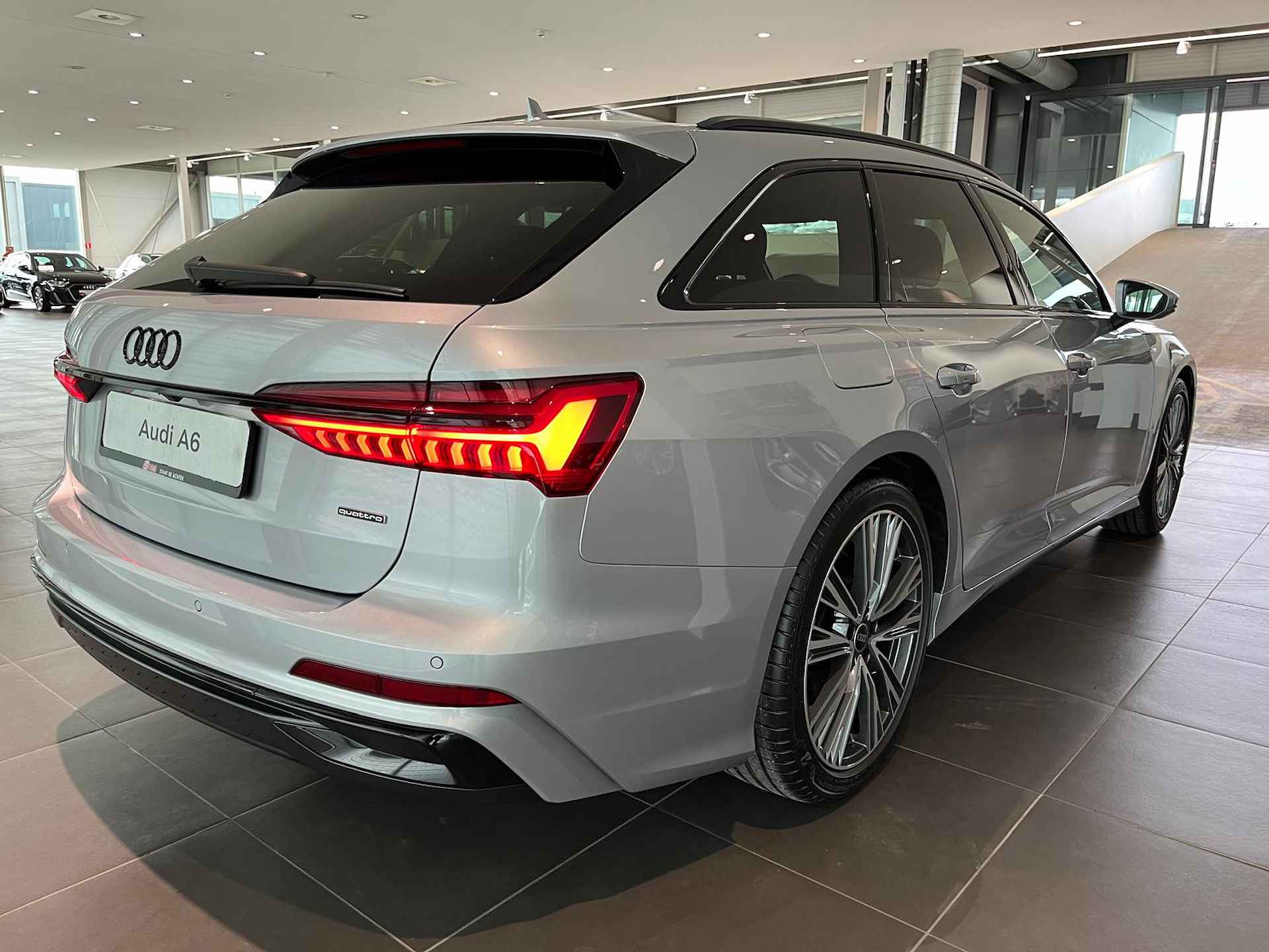 Audi A6 Avant 50 TFSI e quattro S edition Competition - 8/35