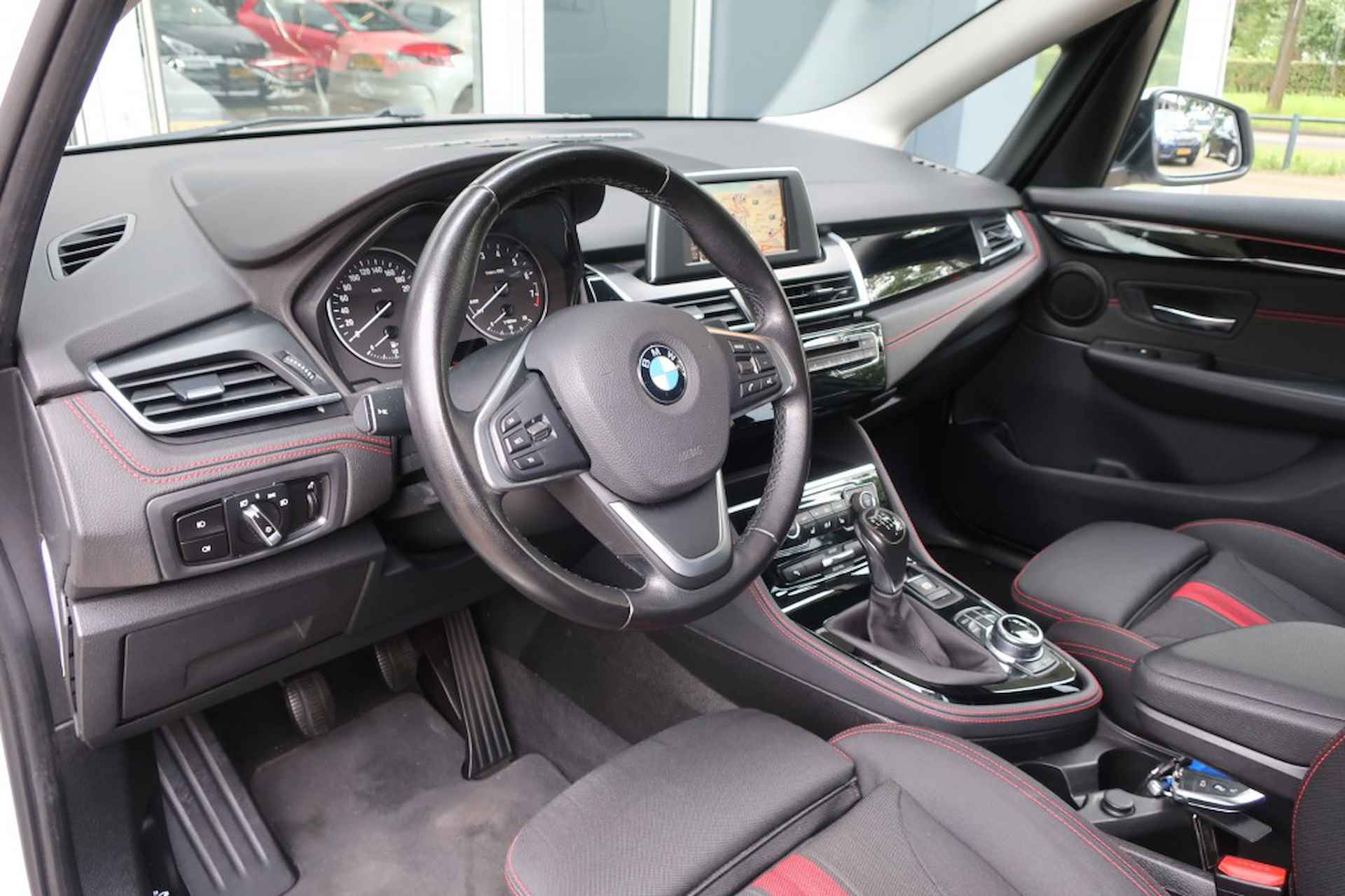 BMW 2-serie 218I SPORT, All Season Banden, Navi, Clima, etc. - 18/33