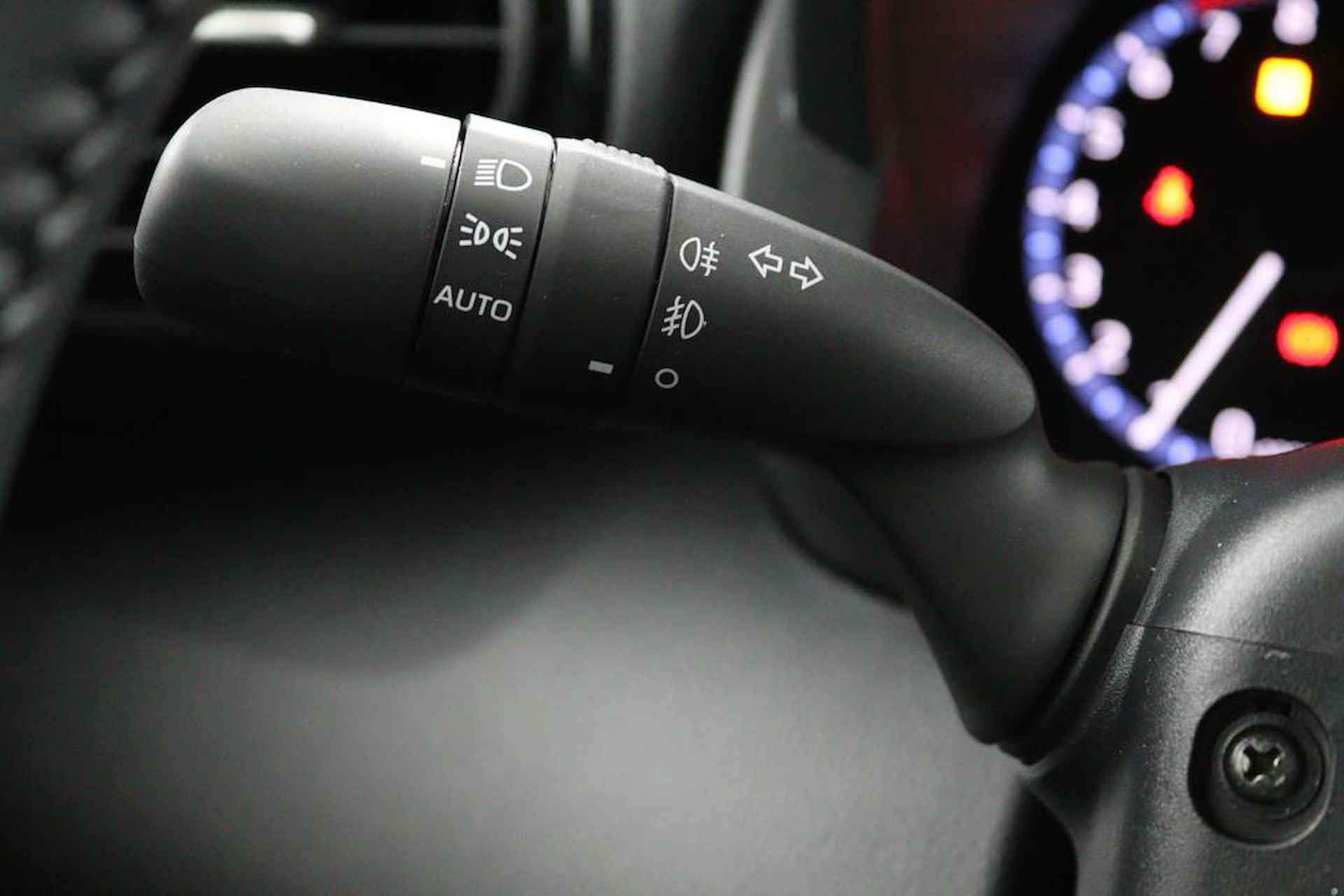 Toyota Yaris Cross 1.5 VVT-I Dynamic Automaat | 10 Jaar Garantie | Direct Leverbaar | Navigatie | Keyless Entry | - 20/49