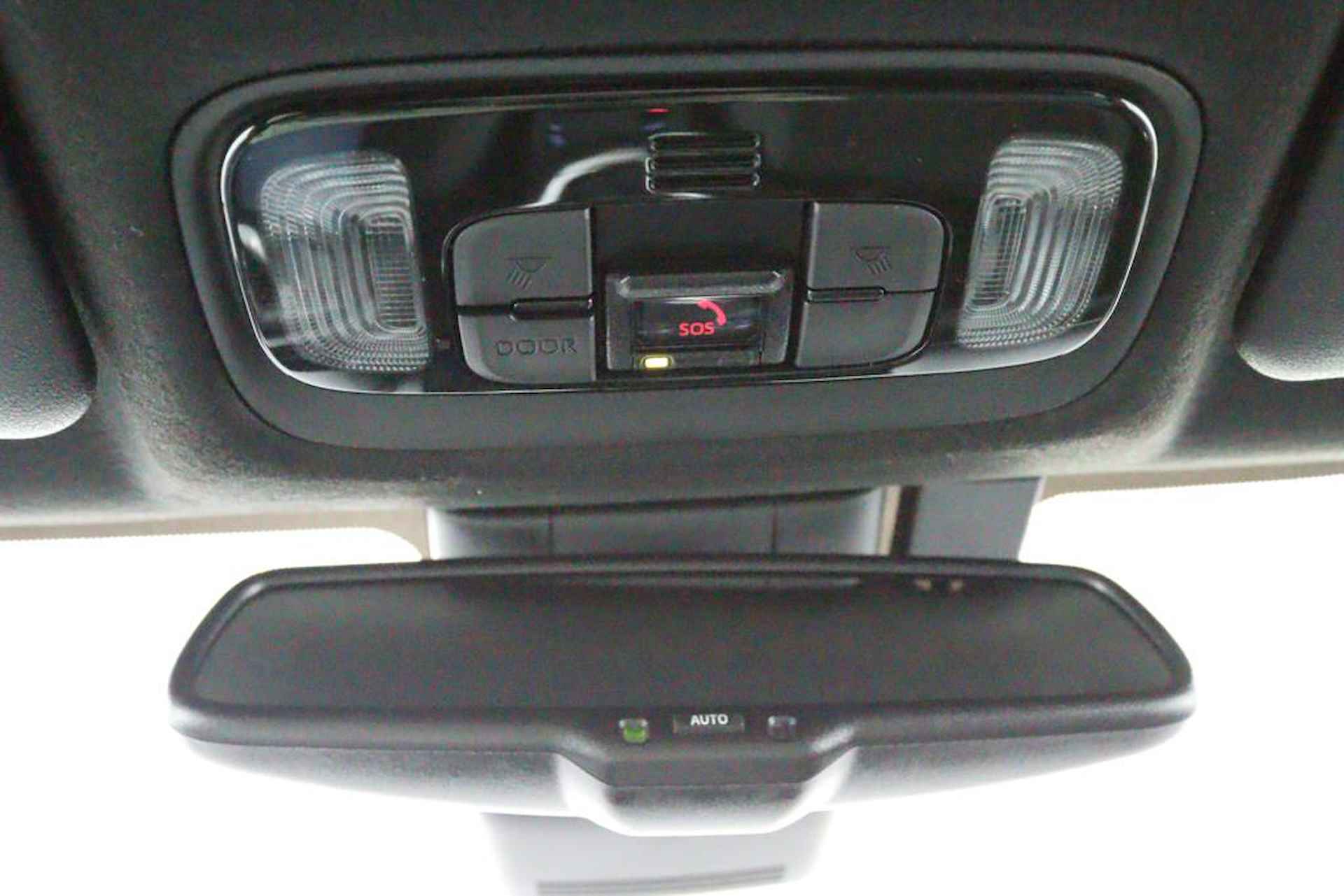 Toyota Yaris Cross 1.5 VVT-I Dynamic Automaat | 10 Jaar Garantie | Direct Leverbaar | Navigatie | Keyless Entry | - 30/49