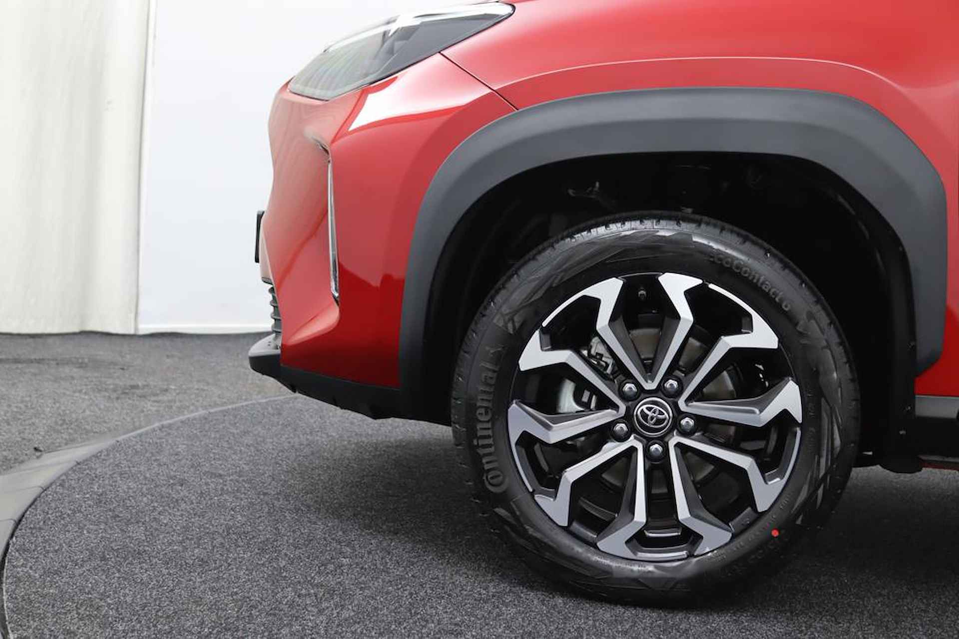 Toyota Yaris Cross 1.5 VVT-I Dynamic Automaat | 10 Jaar Garantie | Direct Leverbaar | Navigatie | Keyless Entry | - 34/49
