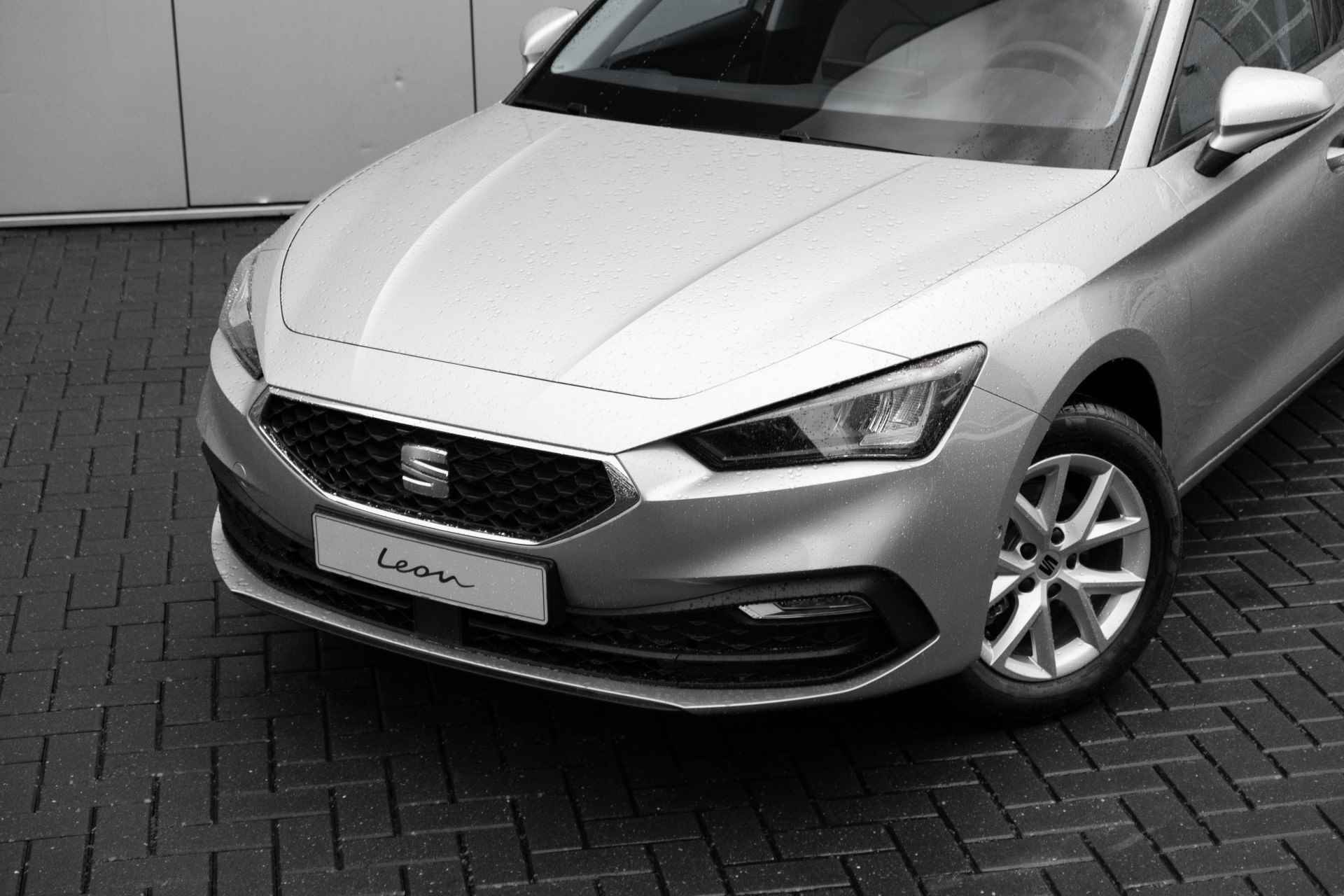 SEAT Leon Sportstourer 1.0 eTSI 110PK DSG Aut. Style Business Intense | Extra Fabrieksgarantie | Adaptief Cruise Control | Achteruitrij Camera | App-Co - 16/41