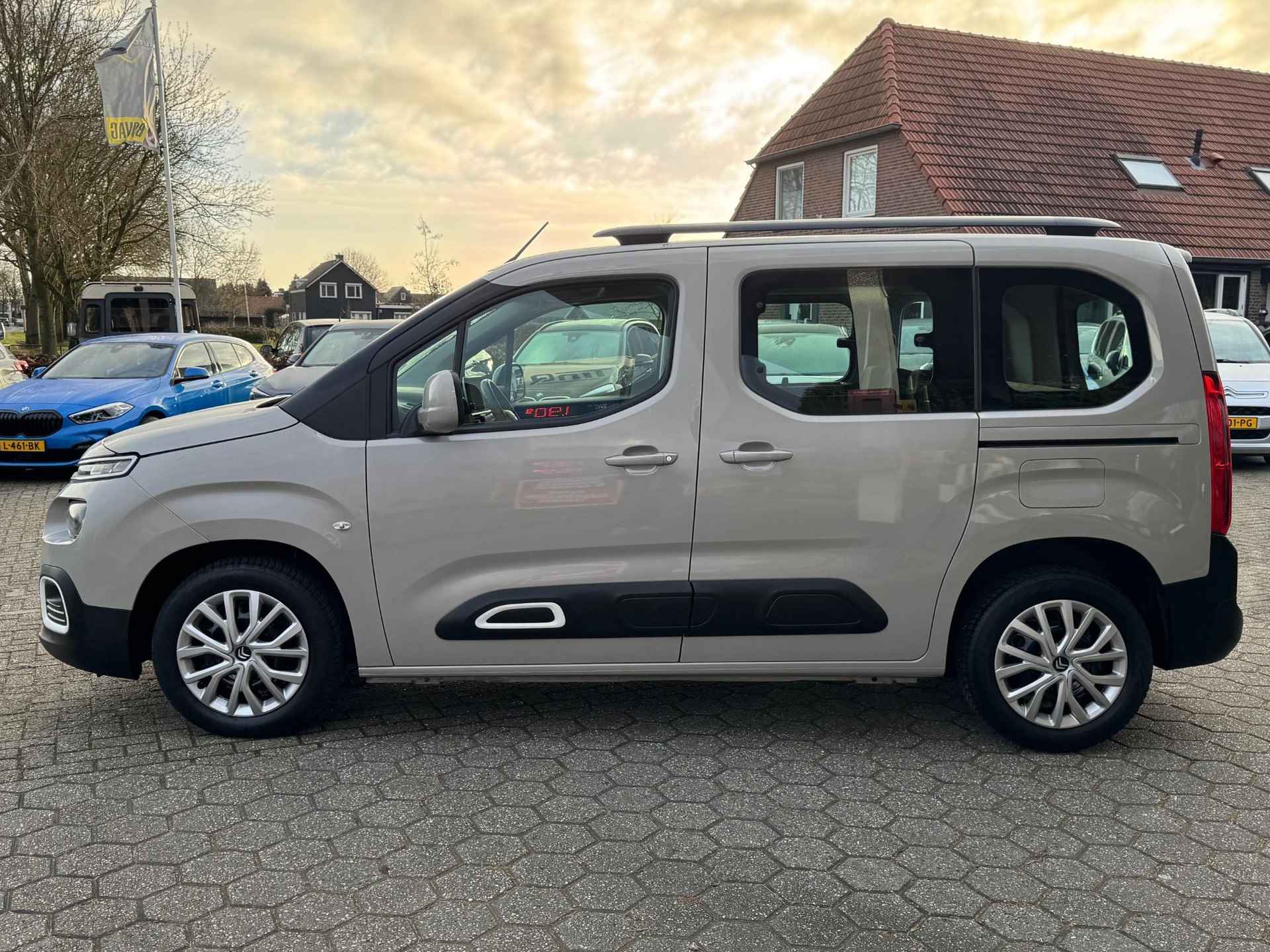 Citroen Berlingo 1.2 PureTech Live AUTOMAAT | NAVI | CAMERA | BOVAG!! - 4/35