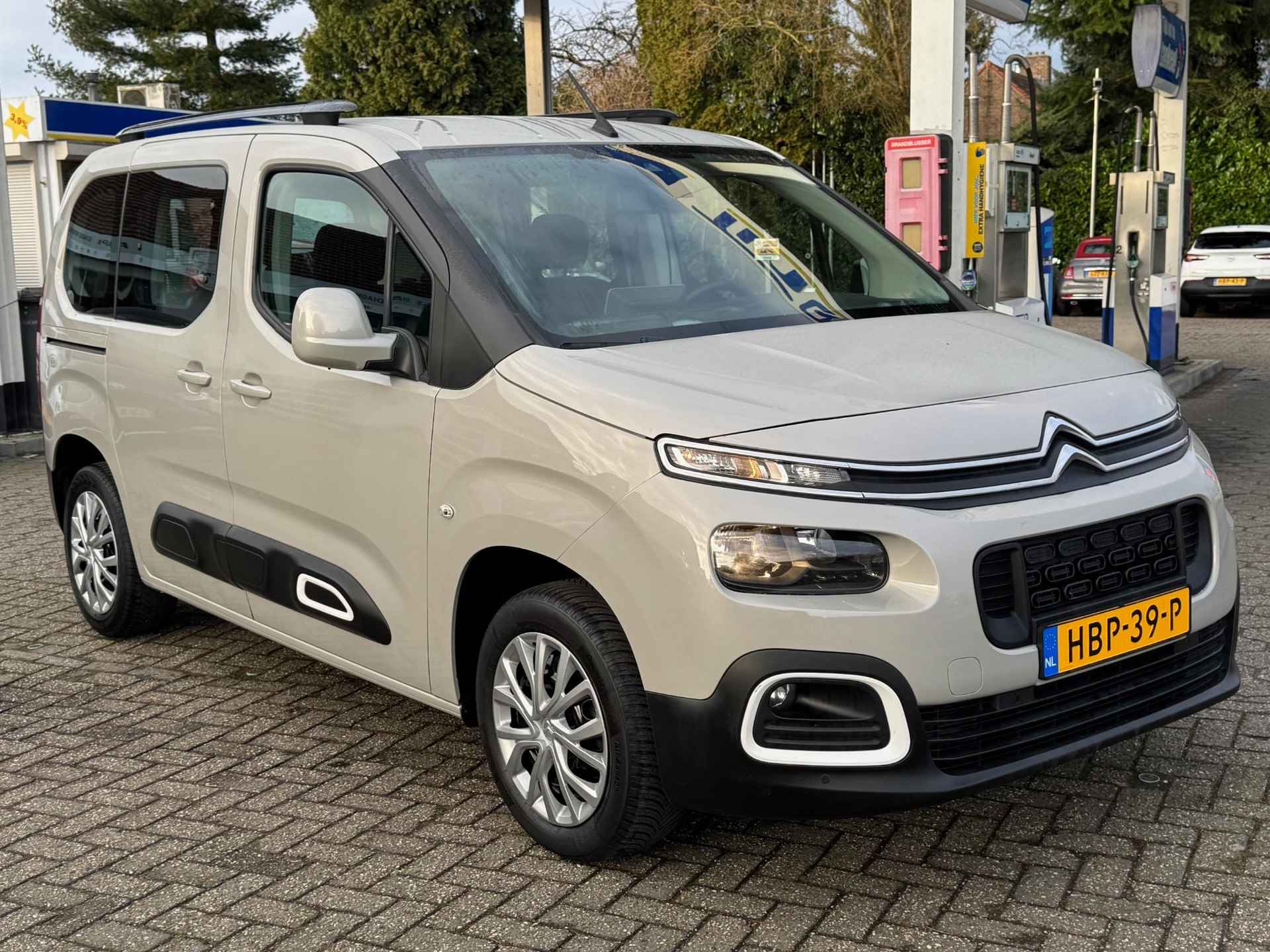 Citroen Berlingo 1.2 PureTech Live AUTOMAAT | NAVI | CAMERA | BOVAG!! - 9/35