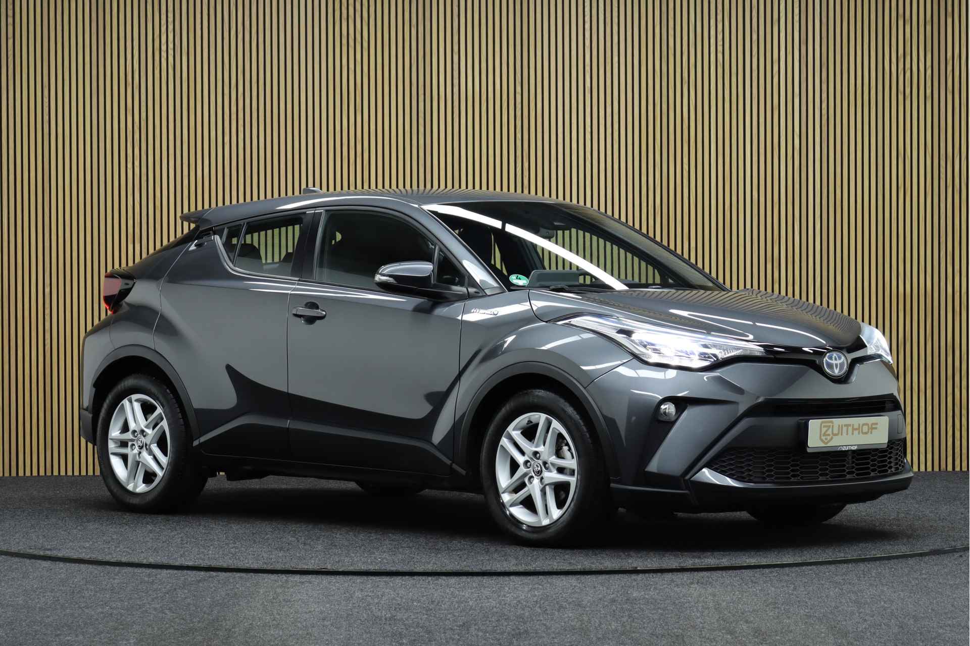 Toyota C-HR 1.8 Hybrid Active | Adaptive-cruise | Trekhaak | Apple Carplay & Android Auto | Camera | Navigatie | Keyless - 12/47