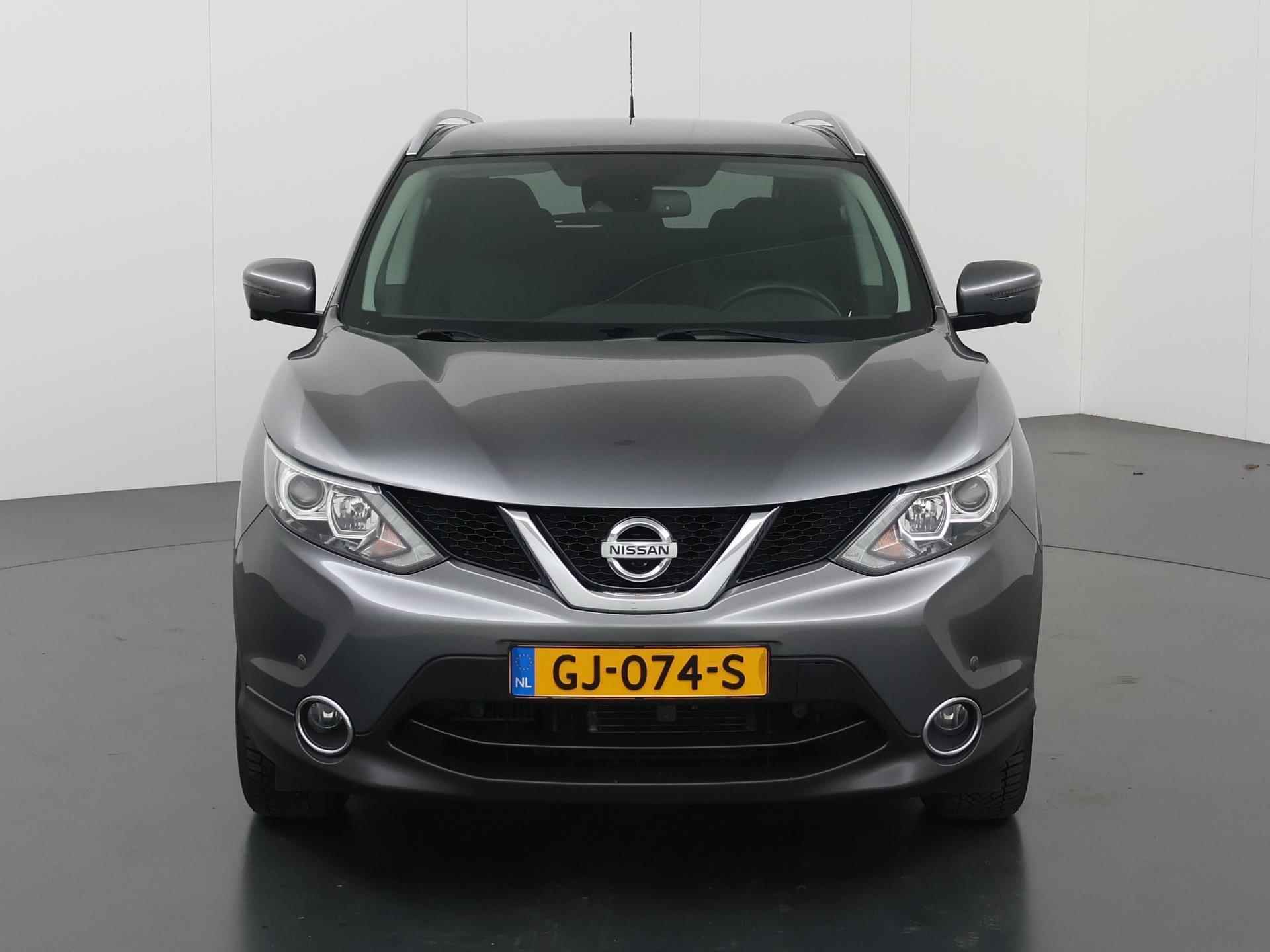 Nissan Qashqai 1.2 Connect Edition | Trekhaak | Panoramadak | Navigatie | 360° Camera | Climate Control | Cruise Control | - 4/38