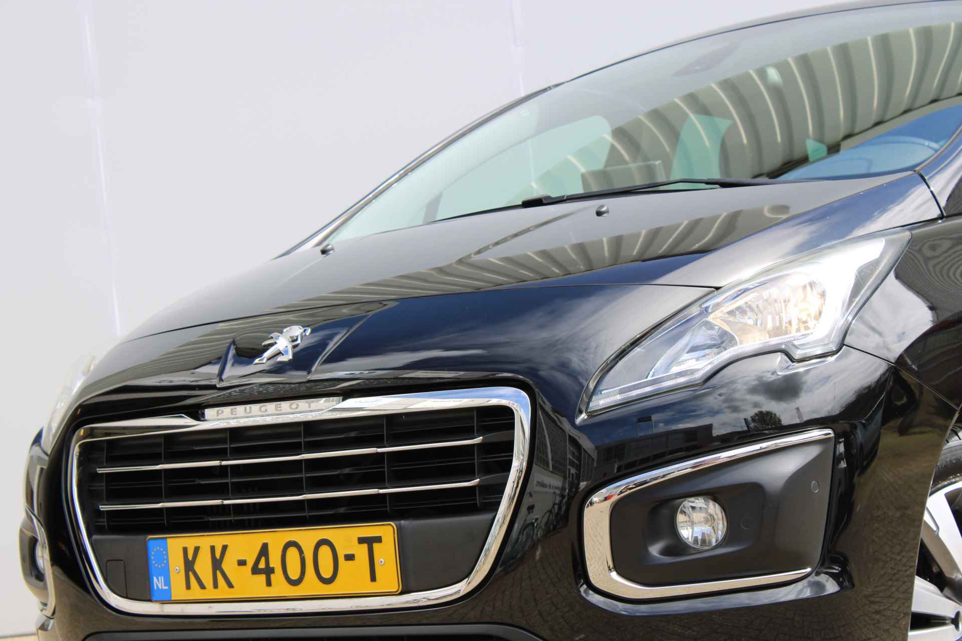Peugeot 3008 1.2 PureTech 130PK Style | 1ste Eig. | 100% Dealeronderhouden | Panorama Dak | Trekhaak | Navigatie - 7/41