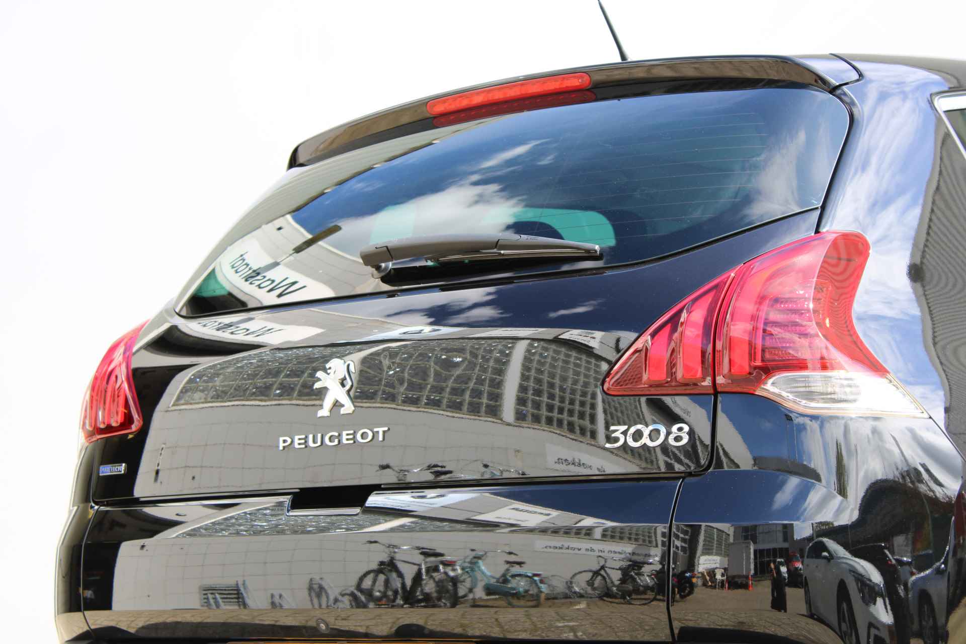 Peugeot 3008 1.2 PureTech 130PK Style | 1ste Eig. | 100% Dealeronderhouden | Panorama Dak | Trekhaak | Navigatie - 9/41