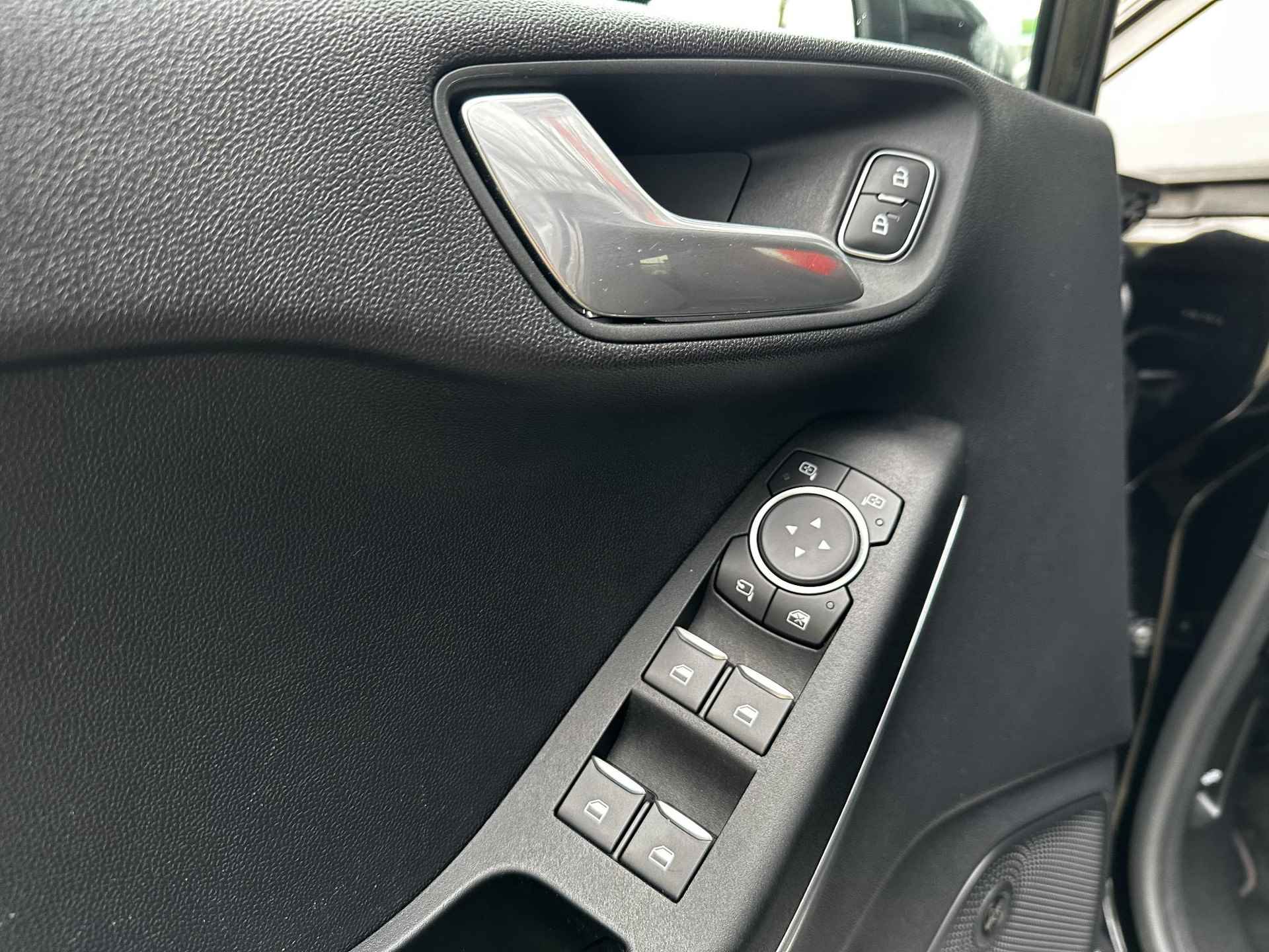 Ford Fiesta 1.0 EcoBoost ST-Line X | Navi | PDC + Camera | Cruise Control | LM Velgen | Climate Control - 14/32