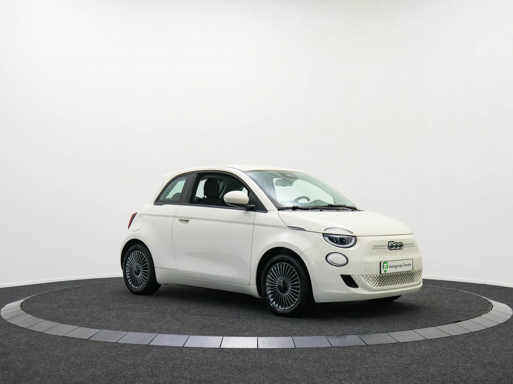 Fiat 500 Icon 42 kWh | Private lease 299.- pm |