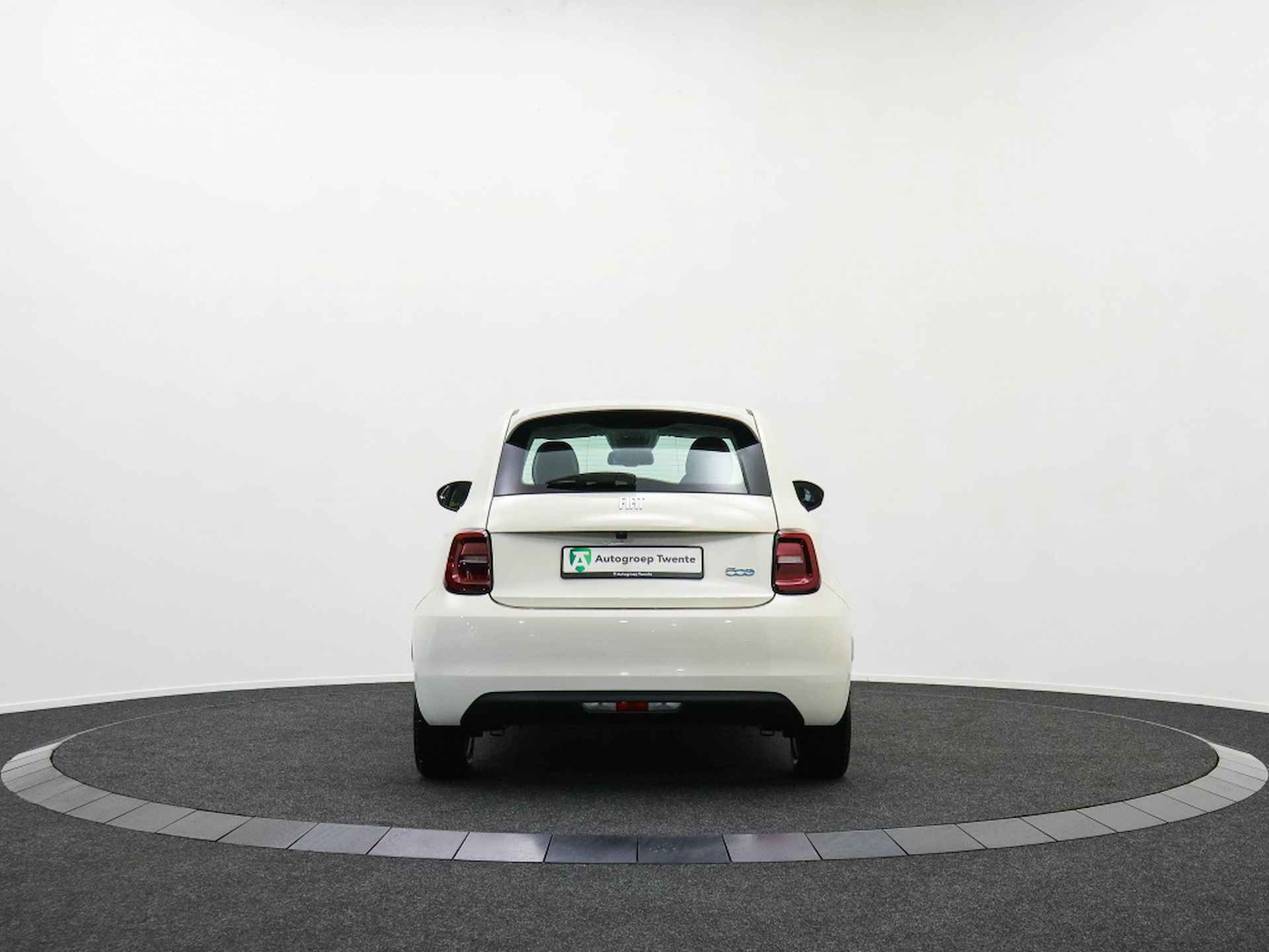 Fiat 500 Icon 42 kWh | Private lease 299.- pm | - 8/44