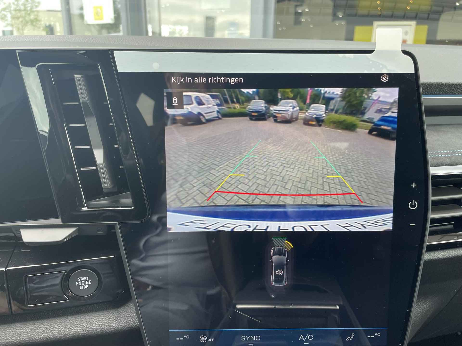 Renault Austral 1.2 E-Tech Hybrid 200 Techno Esprit Alpine Voorraaddeal ! | Apple carplay/android auto | Cruise control | Climate Control | Navigatie | Parkeersensoren | Achteruitrijcamera | - 23/26