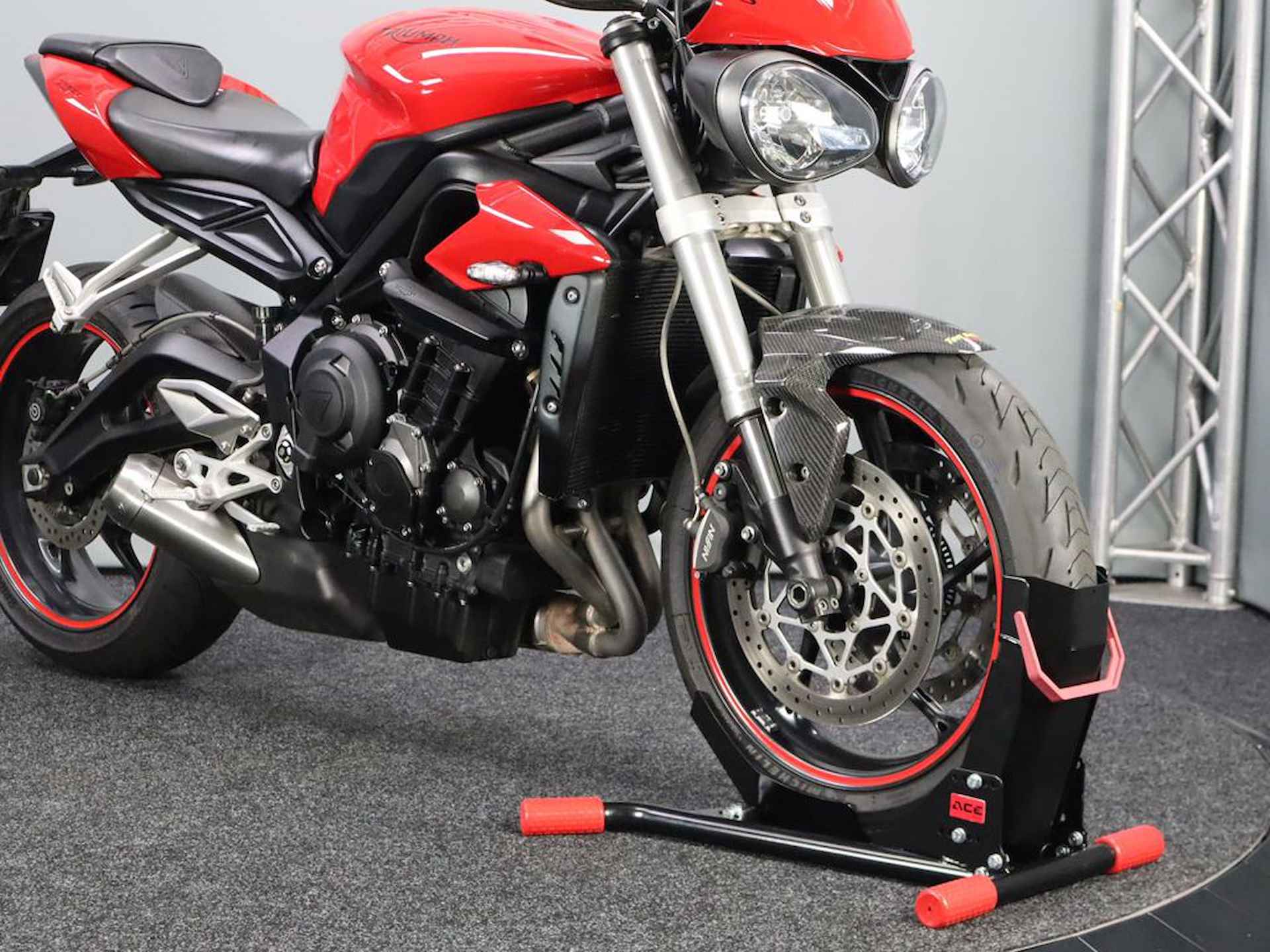 Triumph Street Triple S - 3/15